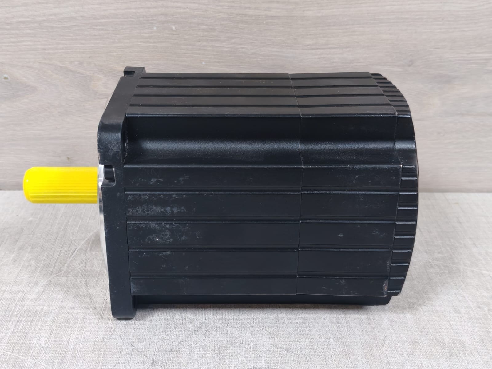 MOOG G4L10_UL_N MOOG G404-539A Servo Motor G4L10_UL_N,No Brake 4