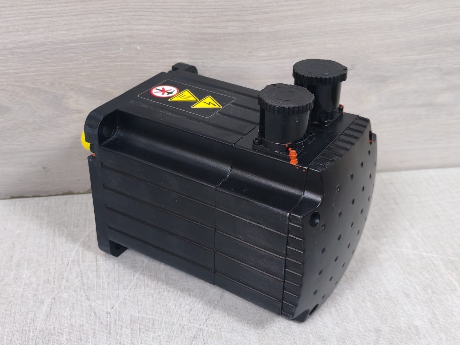 MOOG G4L10_UL_N MOOG G404-539A Servo Motor G4L10_UL_N,No Brake 9