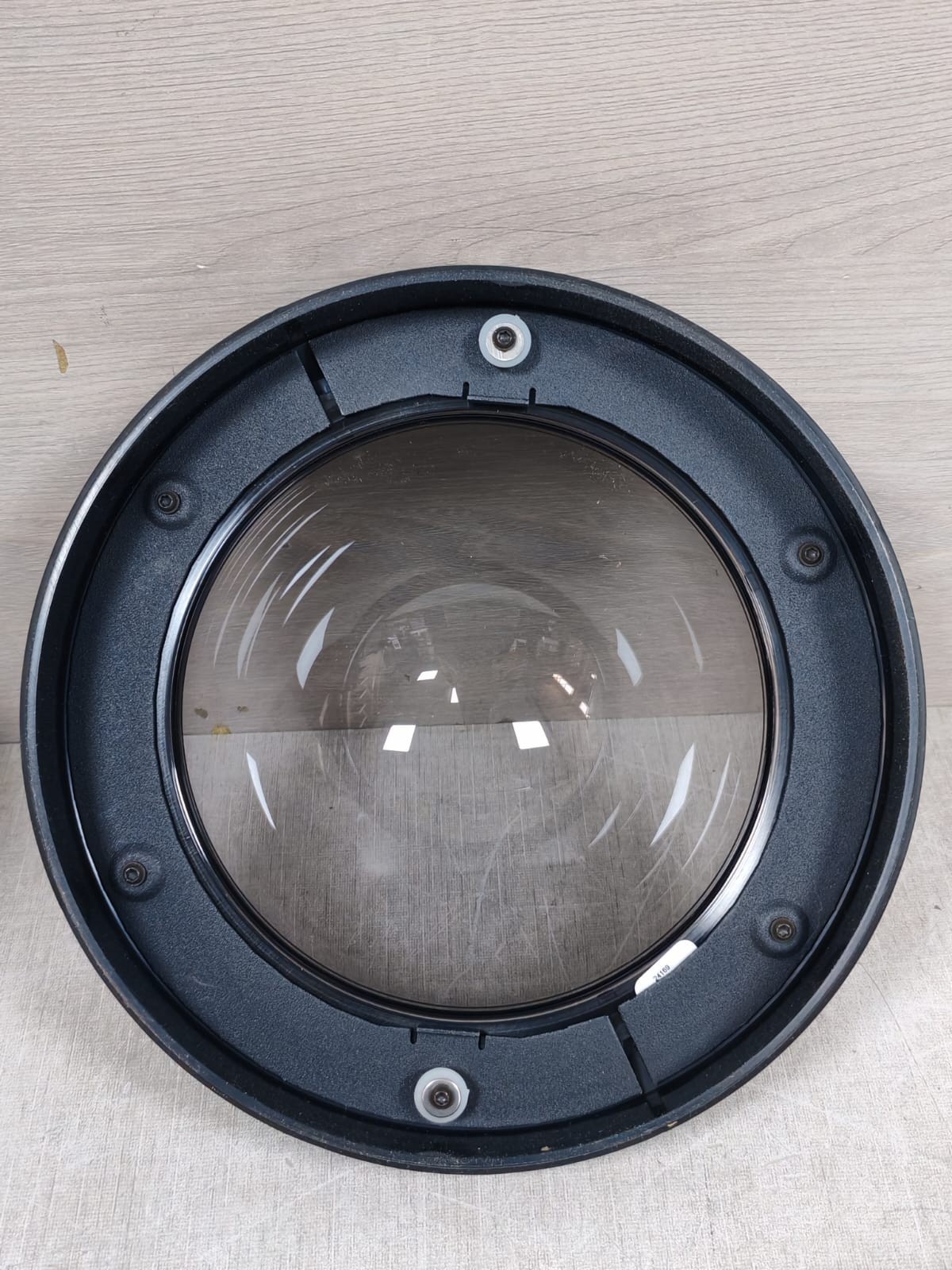 Pelco DF5-PG-E0 PELCO DF5-PG-E0 DOME SMOKE PENDANT GRAY NO CAMERA Rev. A6 24 Volts 6
