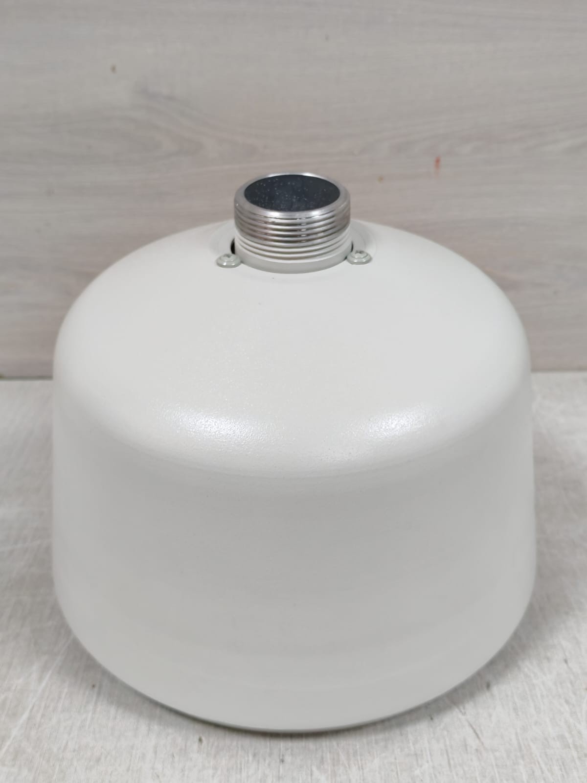Pelco DF5-PG-E0 PELCO DF5-PG-E0 DOME SMOKE PENDANT GRAY NO CAMERA Rev. A6 24 Volts 9