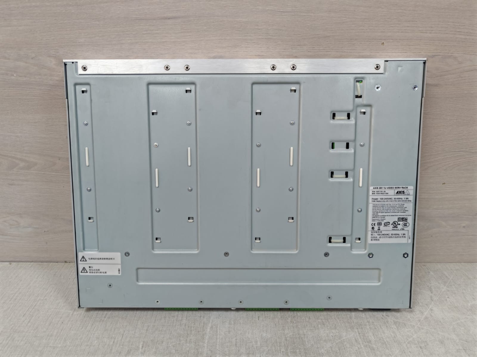 Axis 0267-001-05 AXIS 291 1U Video Rack 0267-001-05 100-240VAC,50-60Hz,1.9A 7