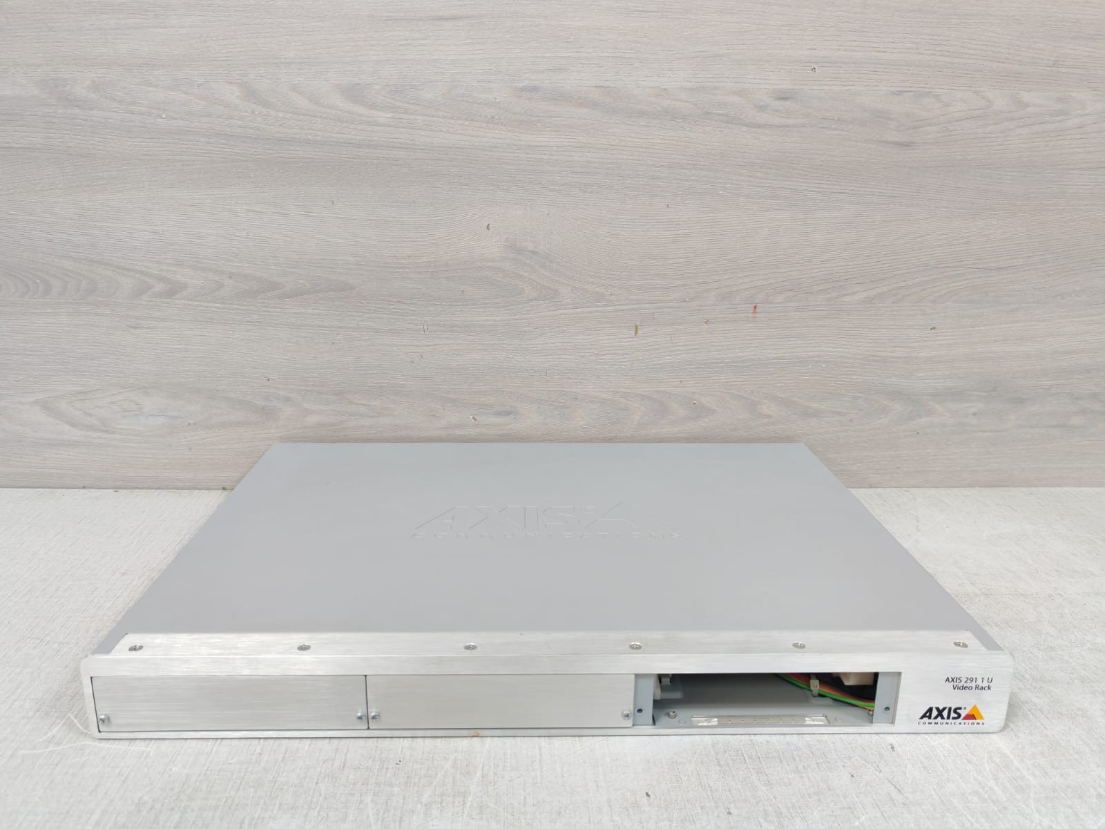 AXIS 291 1U Video Rack 0267-001-05 100-240VAC,50-60Hz,1.9A