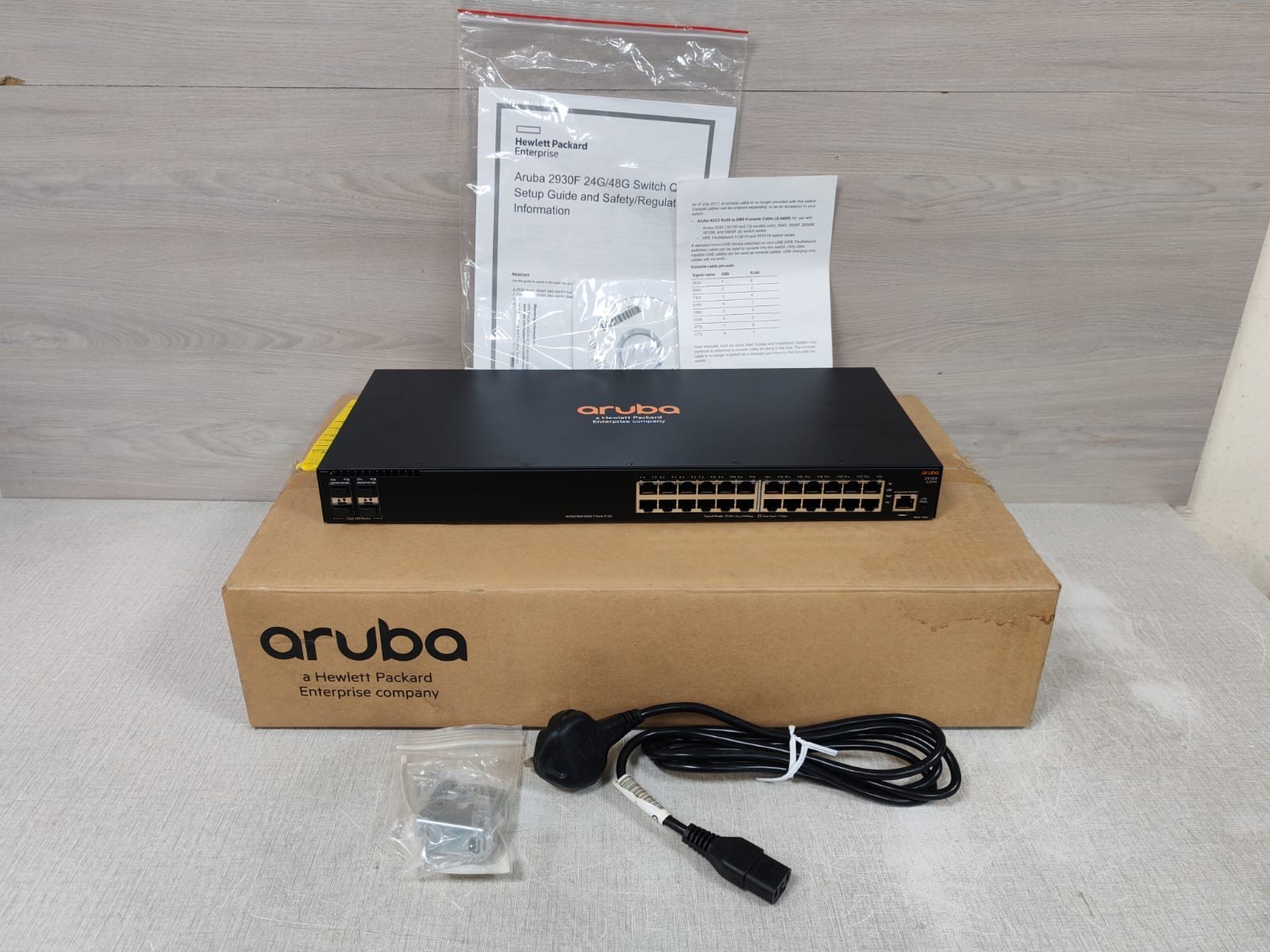 ARUBA 2930F JL259A/ JL259-61002 24G 4SFP SWITCH PORTS