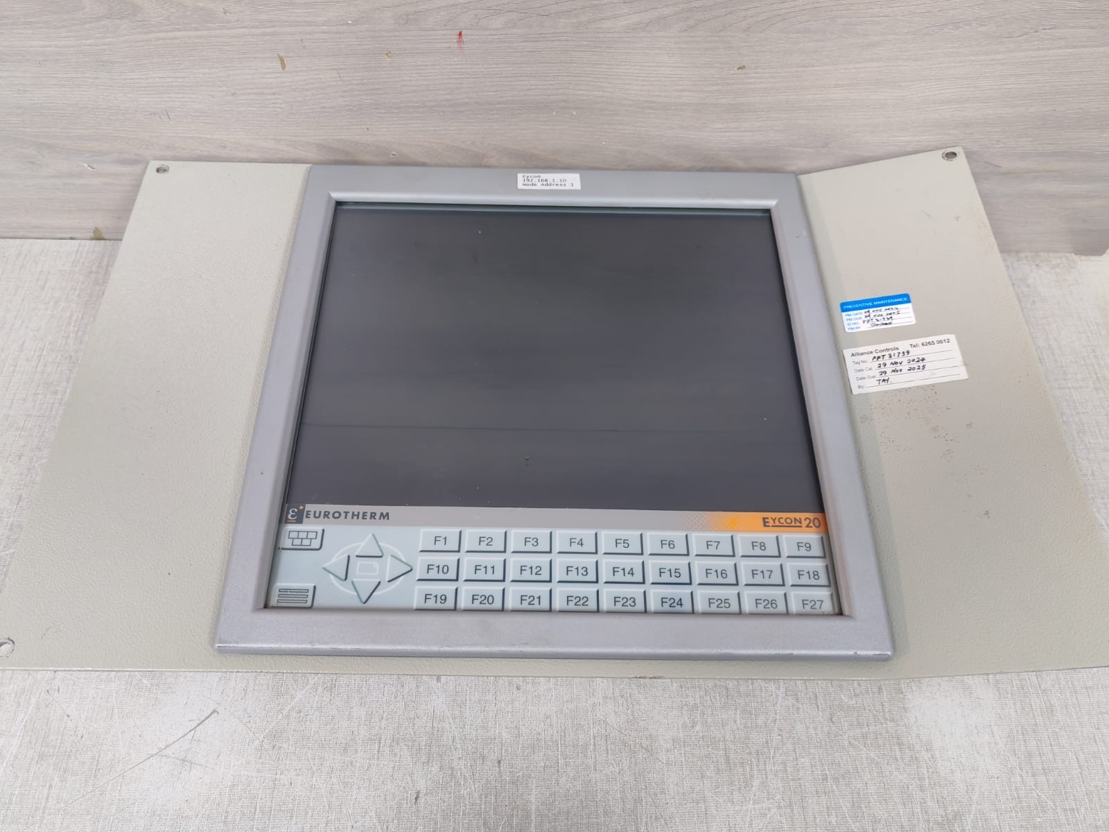 EUROTHERM EYCON 20 EUROTHERM EYCON 20 PANEL CONTROLLER - TRIED & TESTED 6