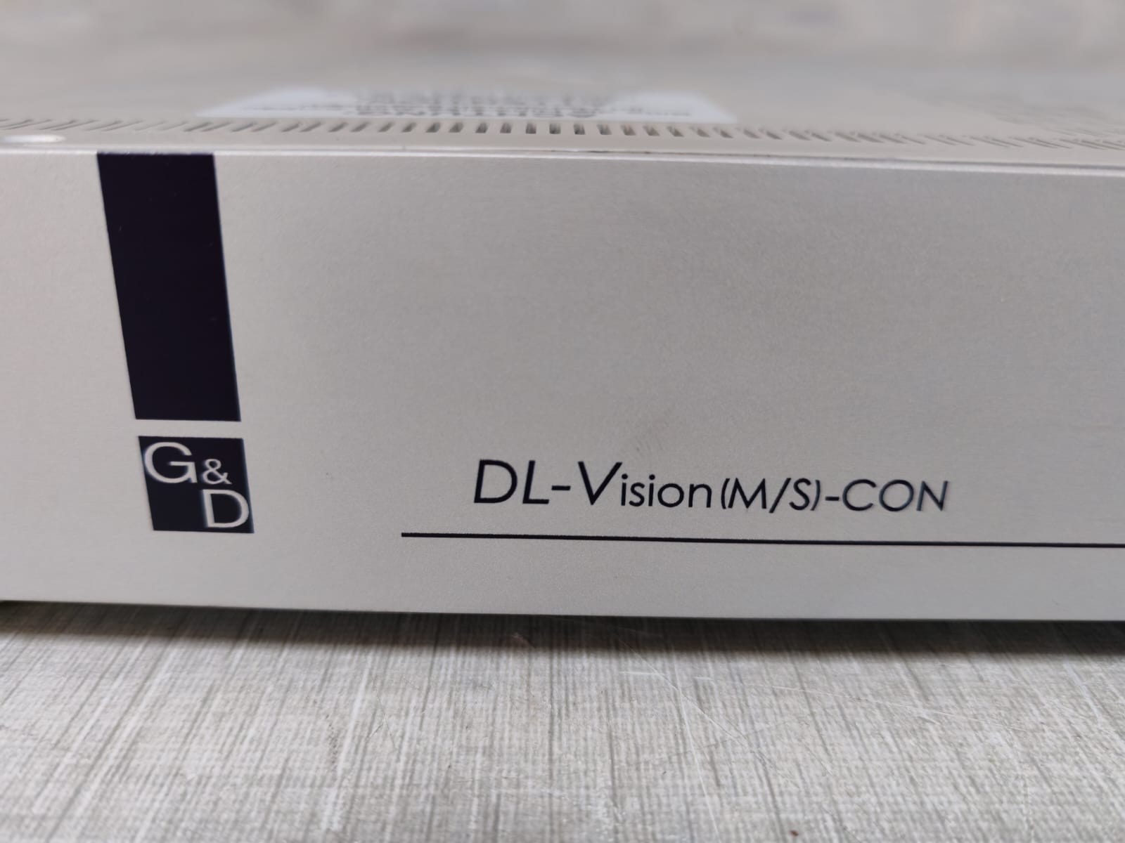 G&D A1220049 G&D DL-VISION (M/S)-CON/(S)-ARU2-CON A1220049 INSTALLATION & OPERATION 2