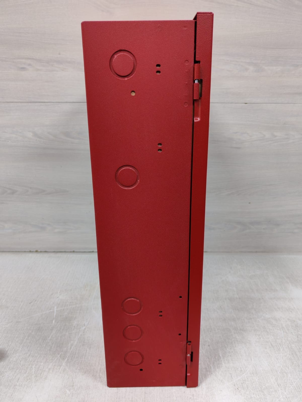 NOTIFIER BY HONEYWELL RP-2001 NOTIFIER BY HONEYWELL RP-2001 FIRE ALARM CONTROL PANEL-W/O KEY & ORIG.BOX 9