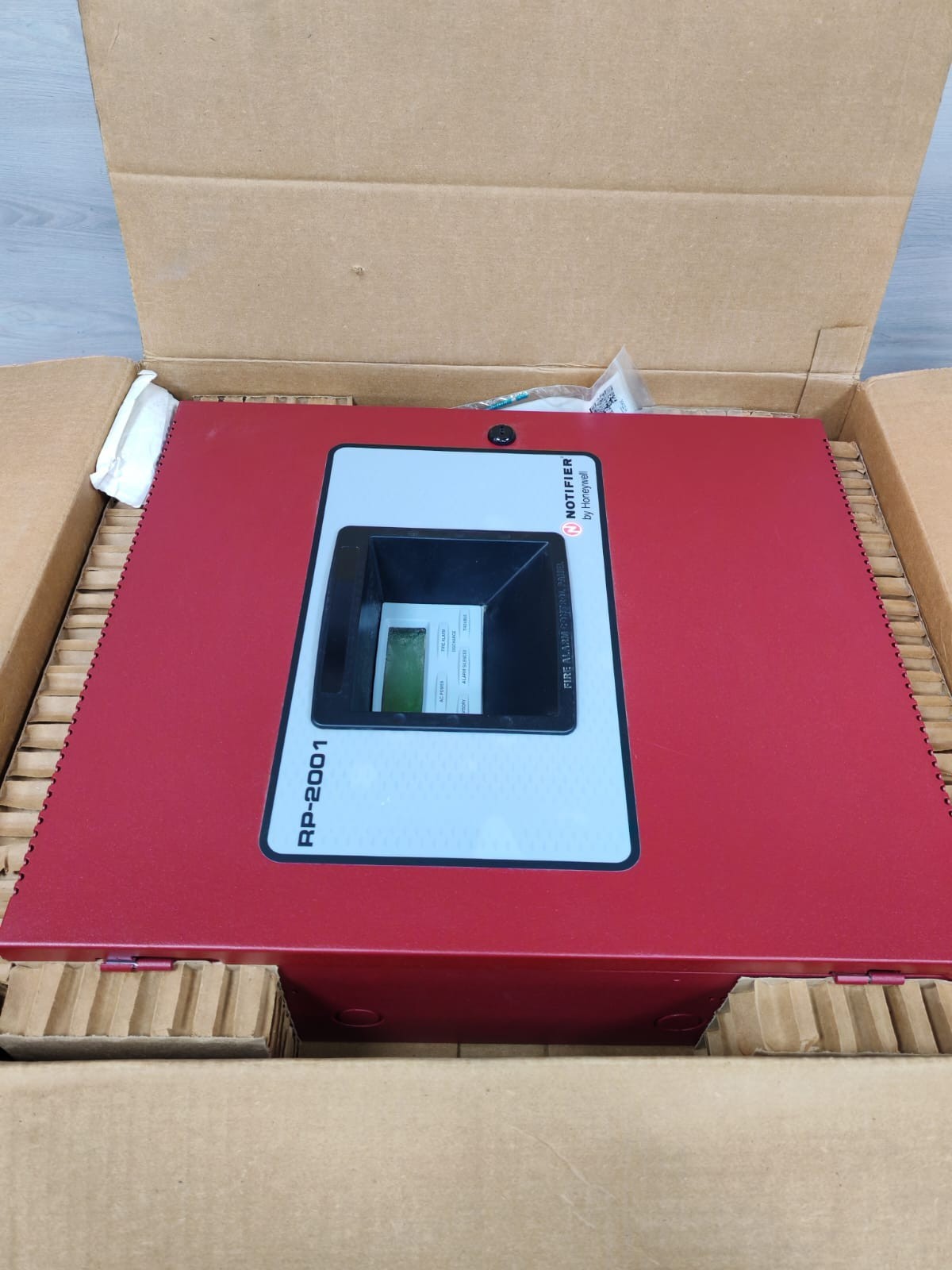 NOTIFIER BY HONEYWELL RP-2001 NOTIFIER BY HONEYWELL RP-2001 FIRE ALARM CONTROL PANEL-W/O KEY & ORIG.BOX 10