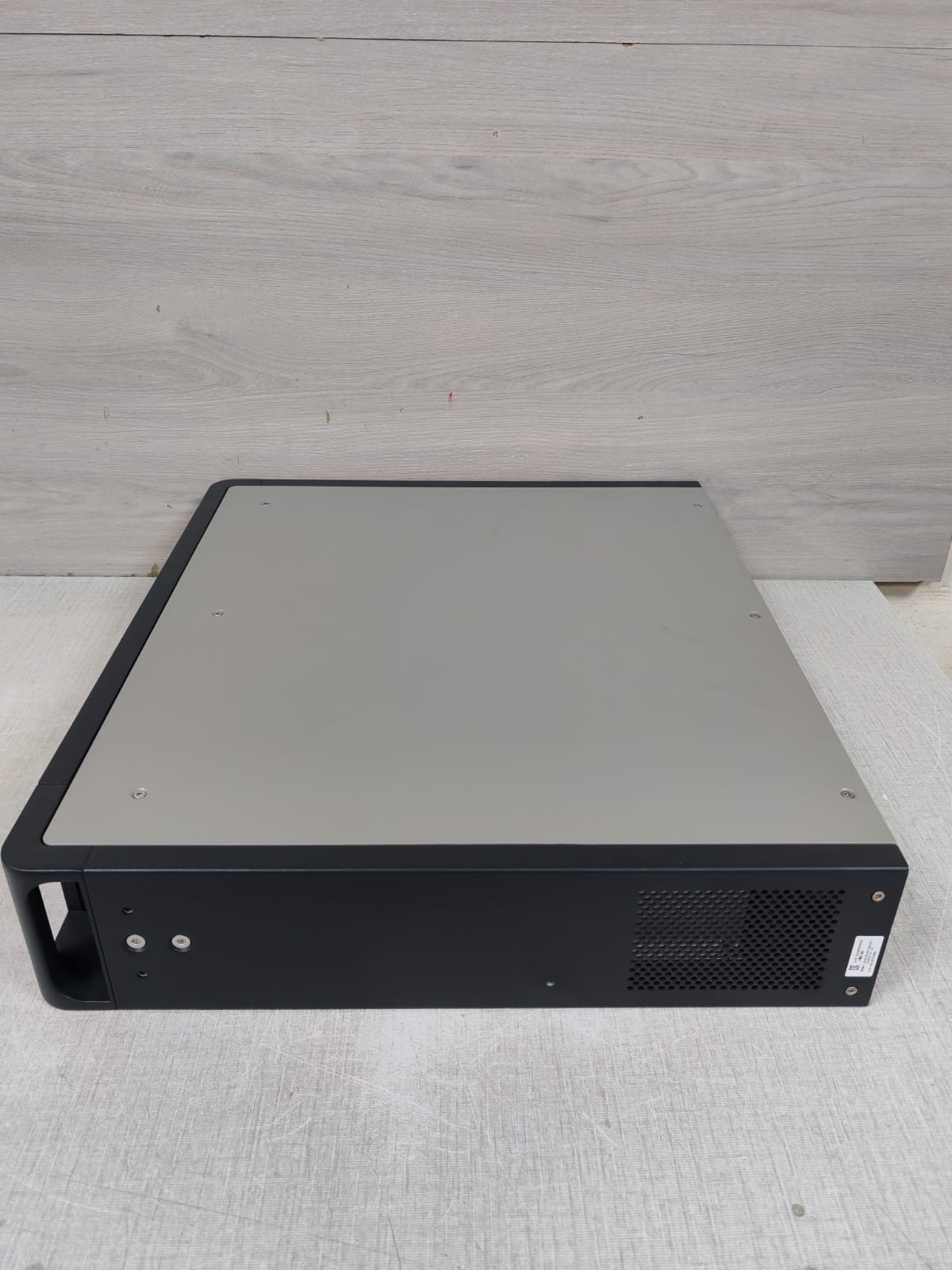 Bosch F01U010342 HW06/05 BOSCH SECURITY SYSTEMS PRS-2B250 MAT/N:F01U010342 HW06/05 BASIC AMPLIFIER 4