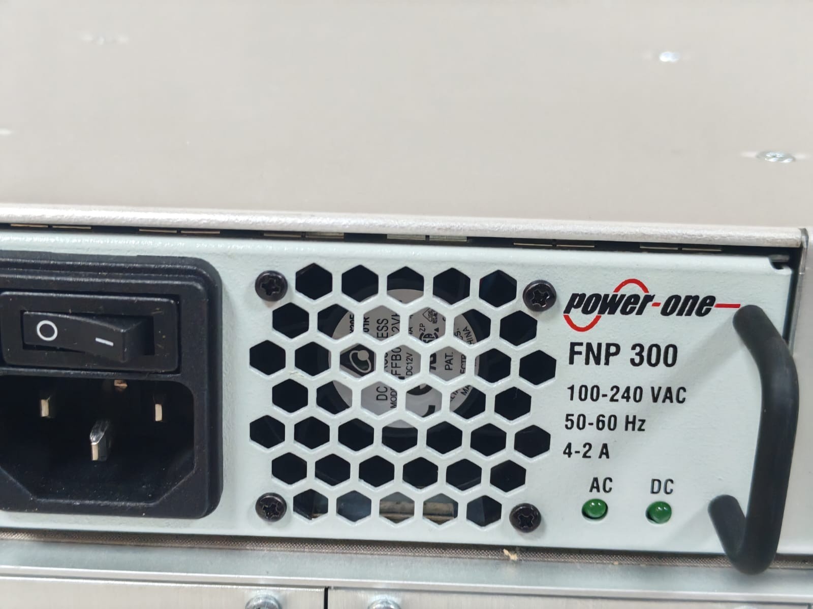 AXIS COMMUNICATION Q7900 AXIS COMMUNICATION Q7900 HIGH-DENSITY RACK SOLUTION 4