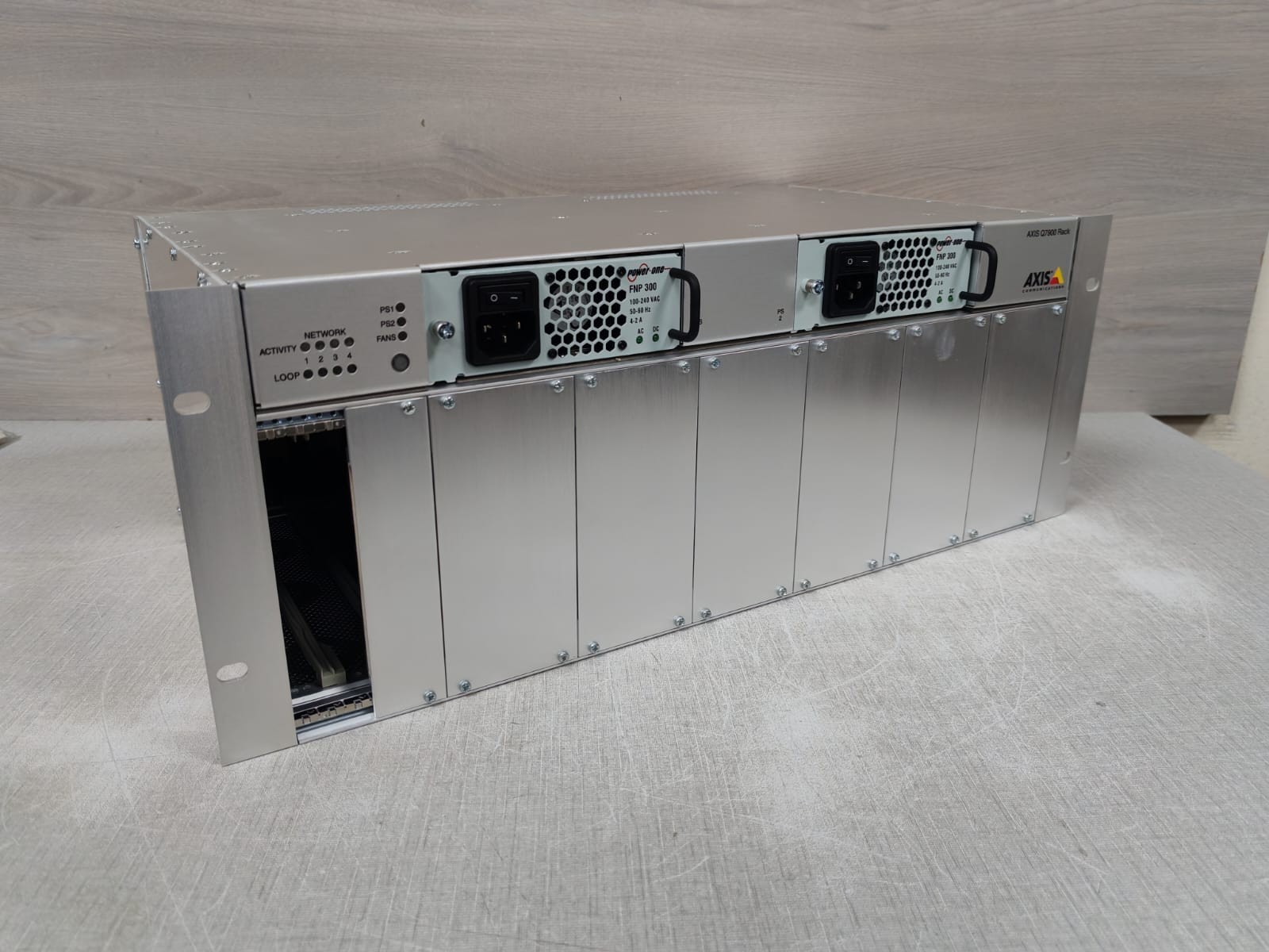 AXIS COMMUNICATION Q7900 AXIS COMMUNICATION Q7900 HIGH-DENSITY RACK SOLUTION 6