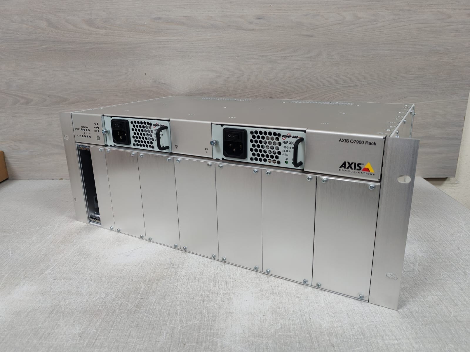 AXIS COMMUNICATION Q7900 AXIS COMMUNICATION Q7900 HIGH-DENSITY RACK SOLUTION 7