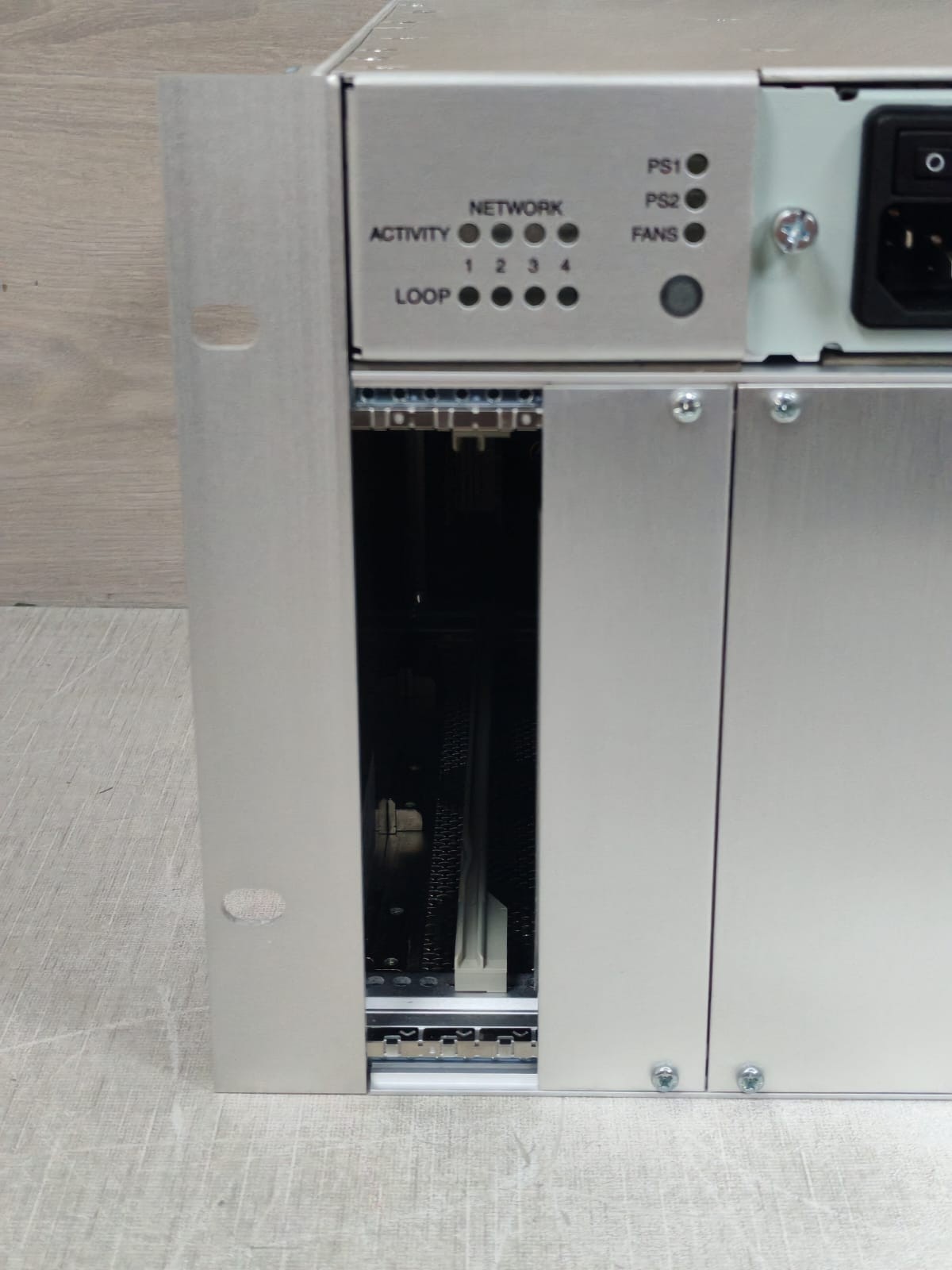 AXIS COMMUNICATION Q7900 AXIS COMMUNICATION Q7900 HIGH-DENSITY RACK SOLUTION 8