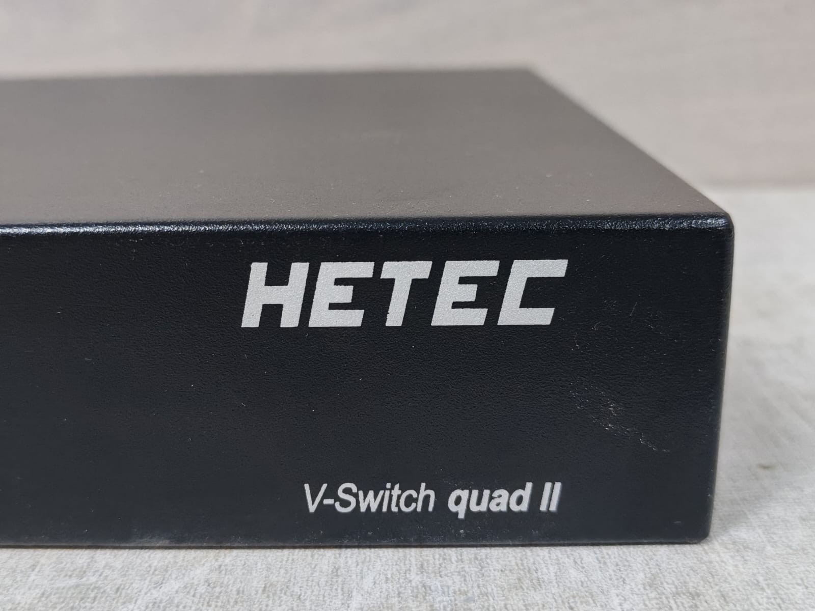 HETEC HE-VSW-QUAD II HETEC HE-VSW-QUAD II Quad Multiviewer and KVM Switch 3