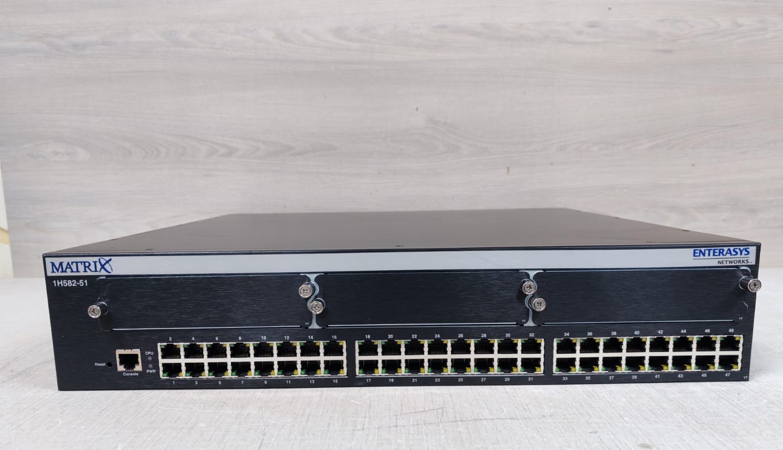 MATRIX ENTERASYS NETWORKS 1H582-51 PORT ETHERNET SWITCH