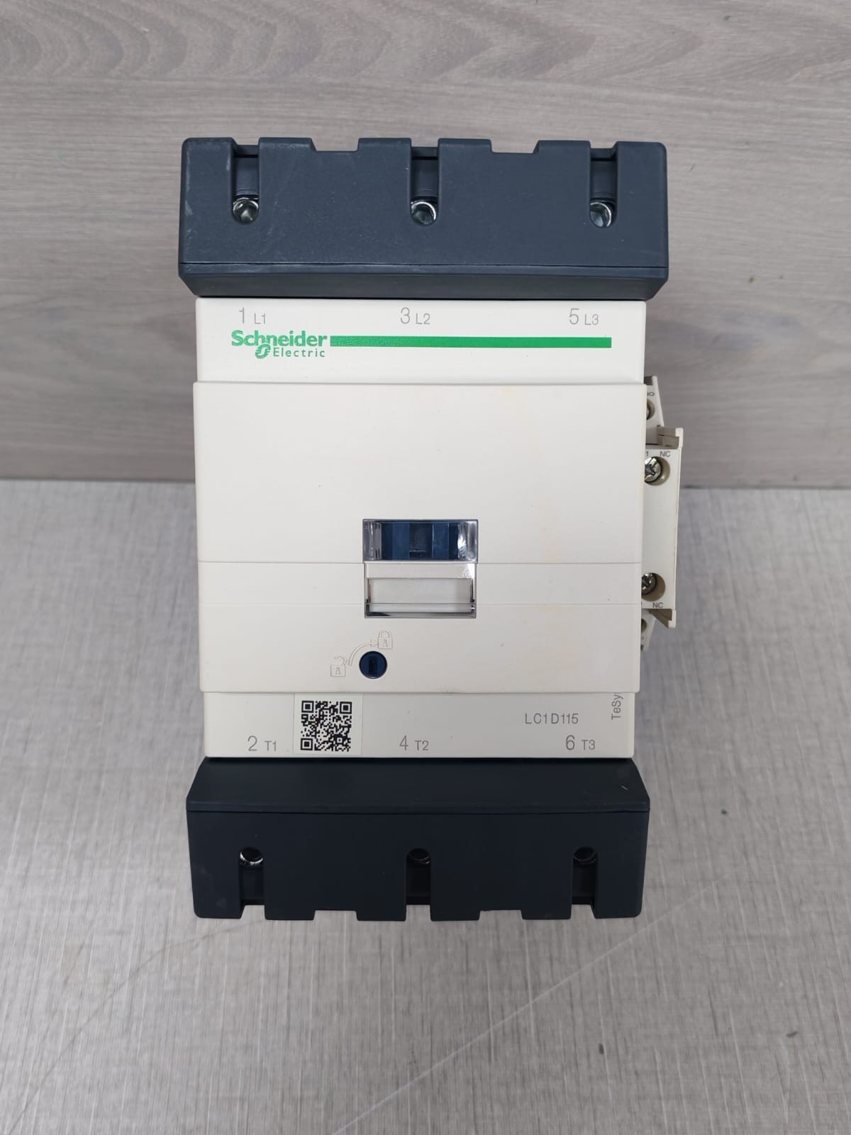 Schneider Electric LC1D115 Schneider Electric LC1D115 Contactor 2
