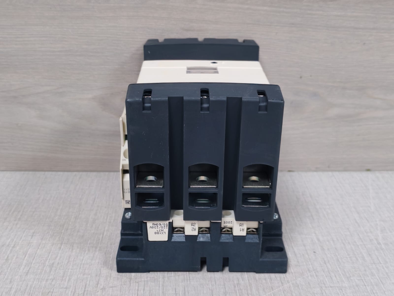 Schneider Electric LC1D115 Schneider Electric LC1D115 Contactor 9