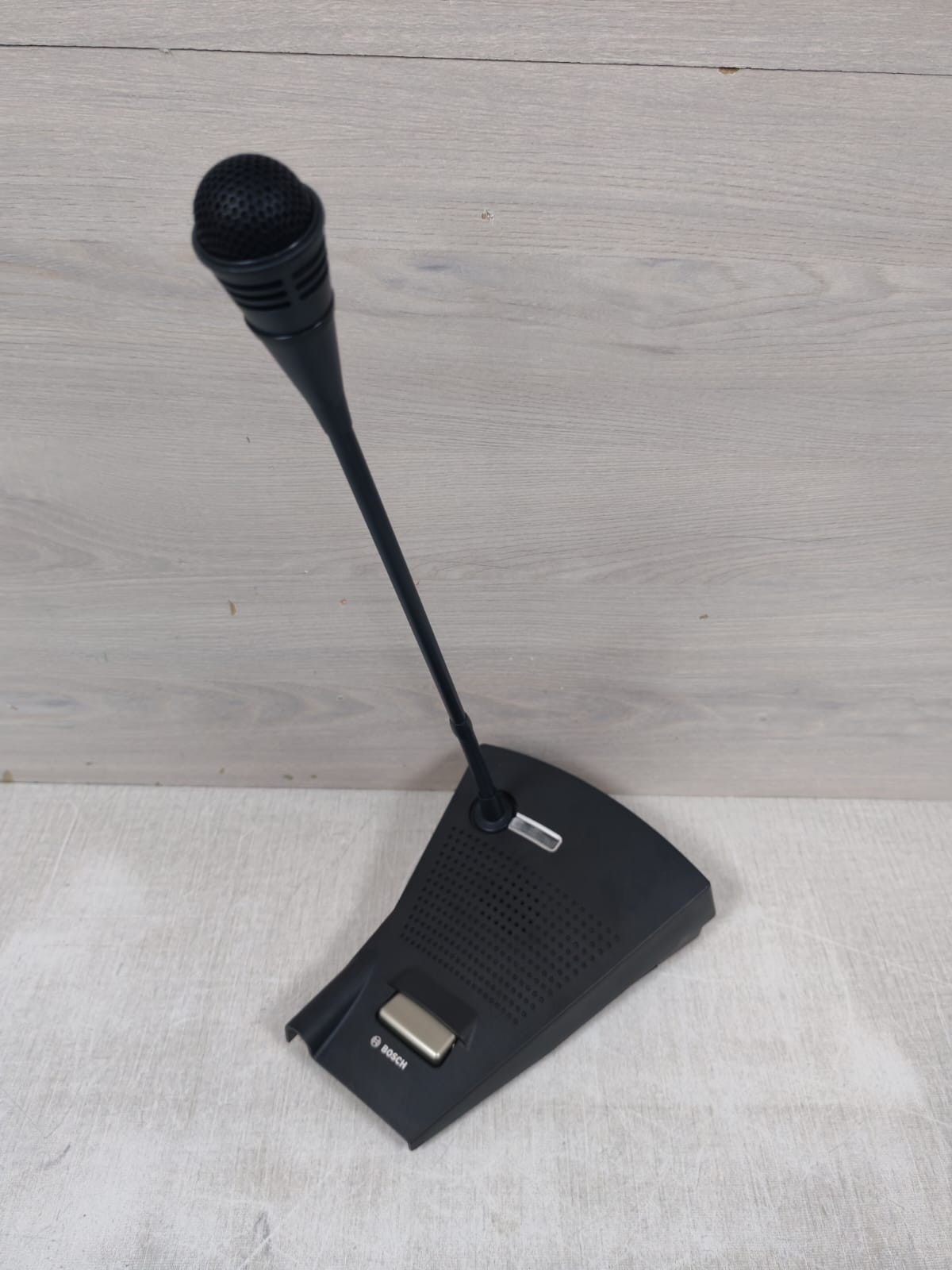 Bosch F01U126295 BOSCH LBB4430/00 MAT/N:F01U126295 CALL STATION BASIC W/ MICROPHONE 4