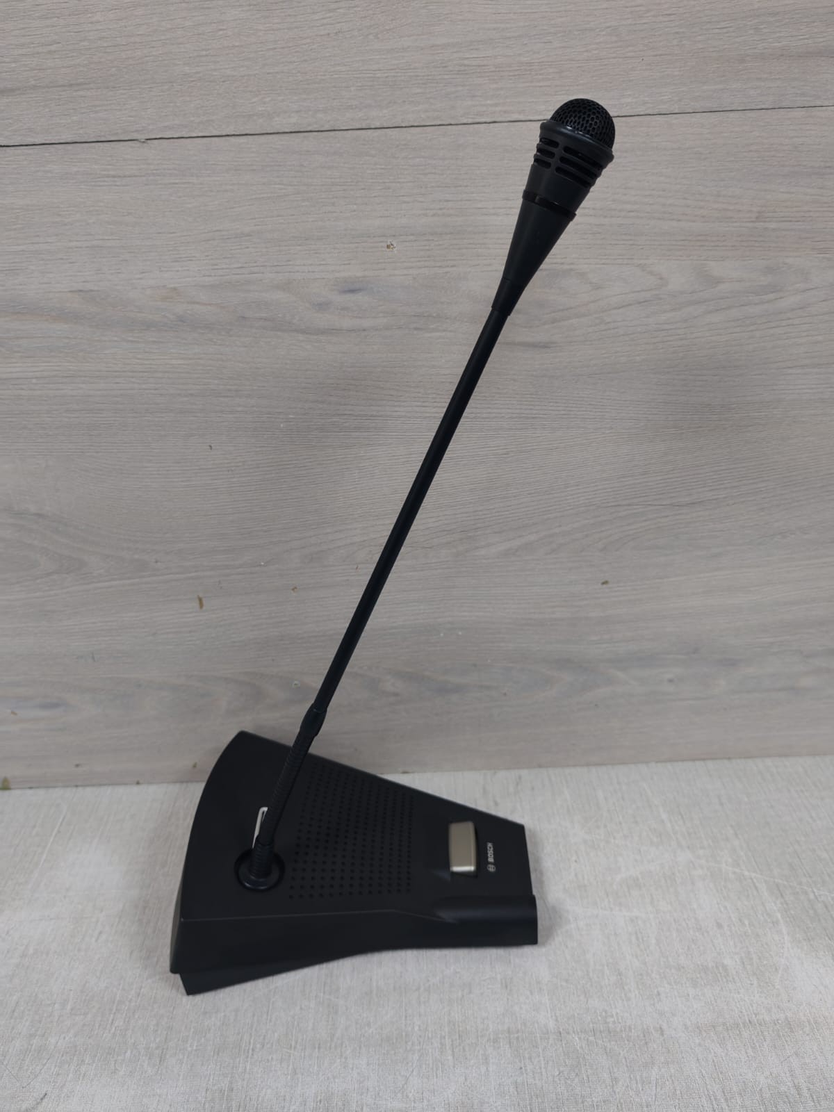 Bosch F01U126295 BOSCH LBB4430/00 MAT/N:F01U126295 CALL STATION BASIC W/ MICROPHONE 8