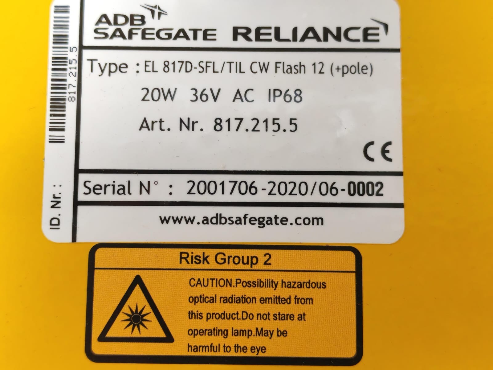 ADB SAFEGATE RELIANCE 8172155 ADB SAFEGATE RELIANCE EL817D-SFL/TIL CW FLASH 12 (+POLE) 8172155 36V 20W 6