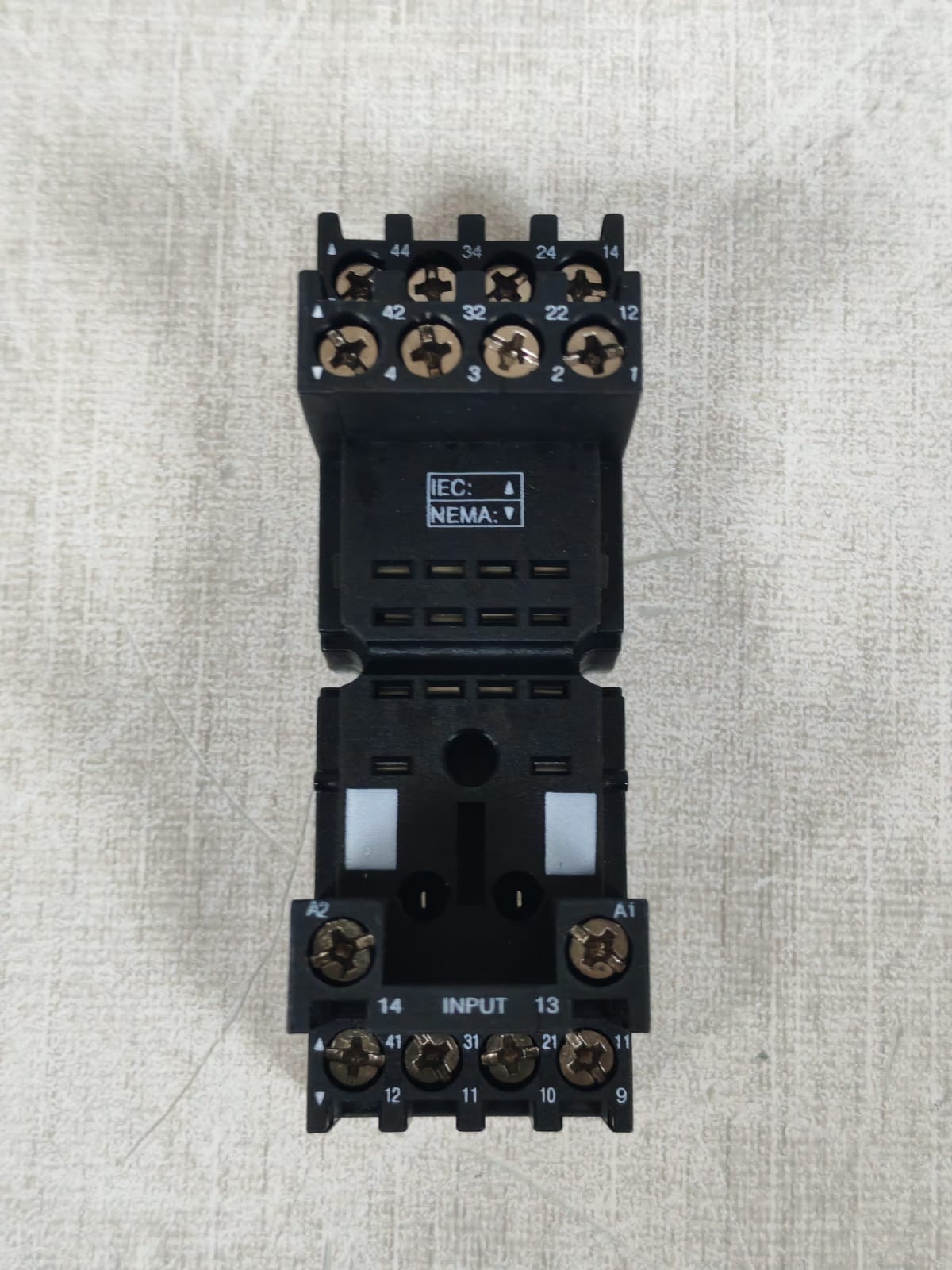 Schneider Electric RXZE2M114M SCHNEIDER ELECTRIC RXZE2M114M SIMPLE SOCKET 3