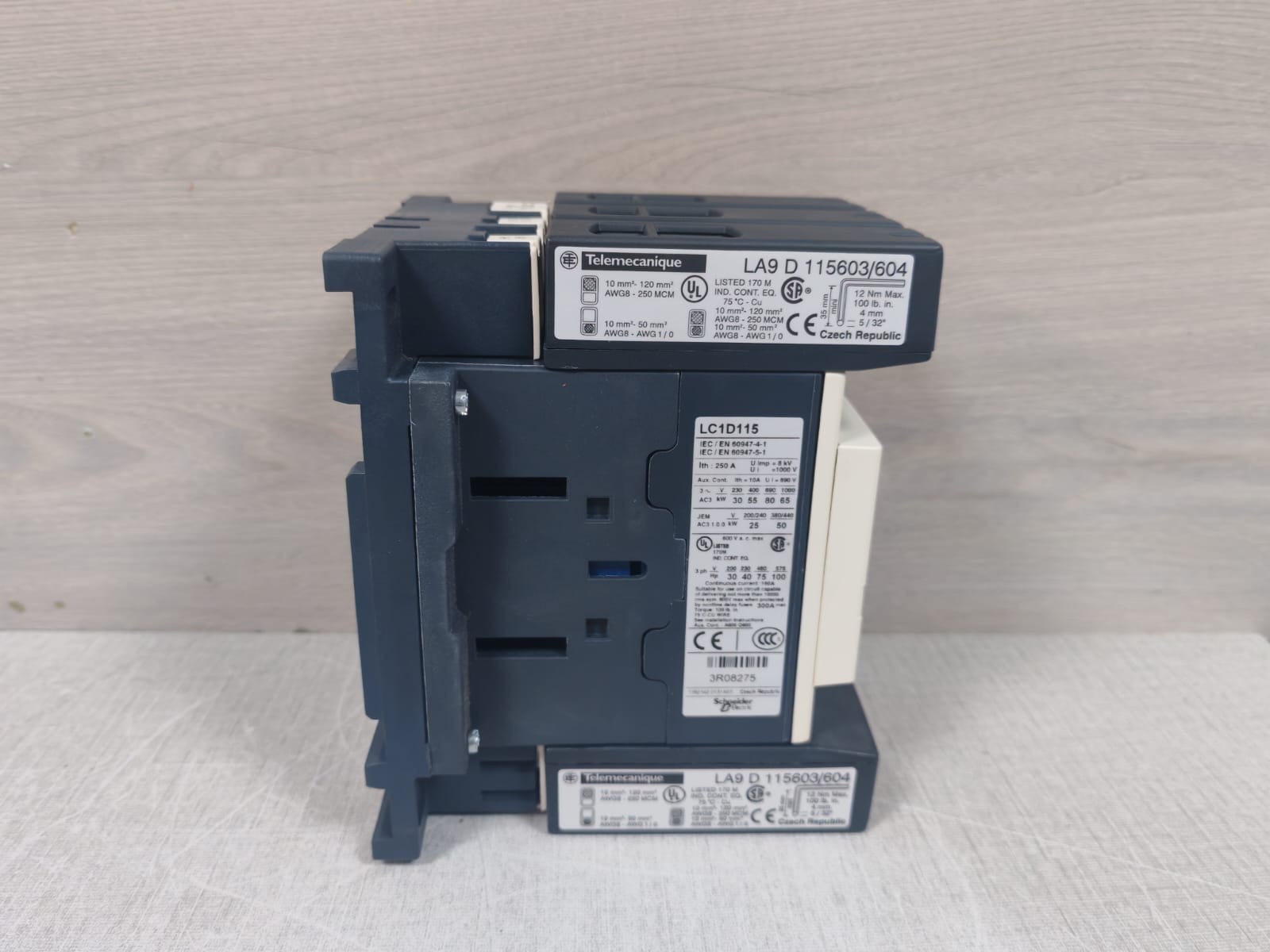 Schneider Electric LC1D115 / LC1D115M7 TELEMECANIQUE LC1D115 / LC1D115M7 3 Pole Contactor 7