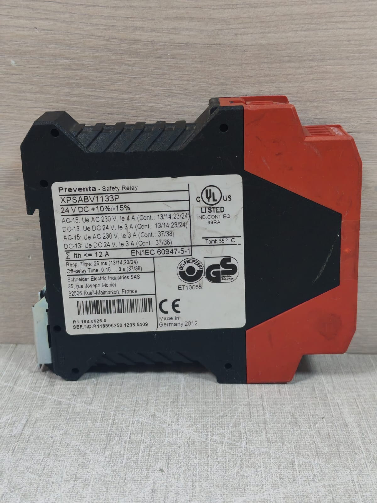 Schneider Electric XPSABV1133P SCHNEIDER ELECTRIC PREVENTA XPSABV1133P SAFETY RELAY 24VDC 7