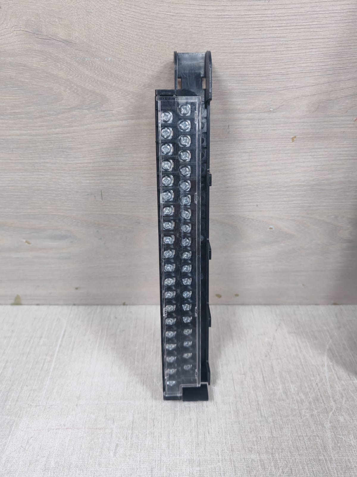 Allen-Bradley 1771-IQ16/C REV.A02 ALLEN BRADLEY 1771-IQ16/C REV.A02 ISOLATED DC INPUT MODULE 24VDC 8