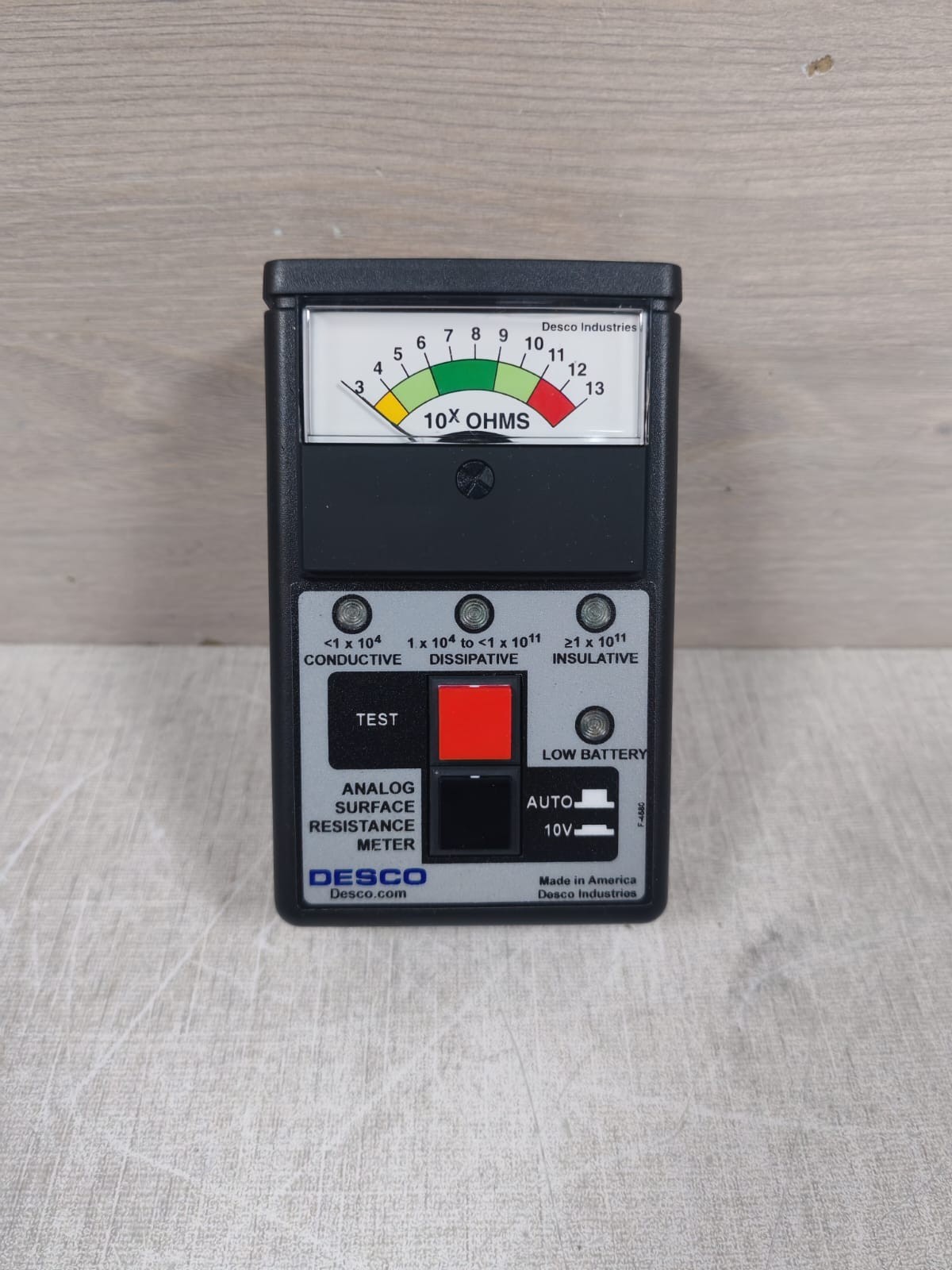 Desco 19784 DESCO 19784 ANALOG SURFACE RESISTANCE METER KIT 3