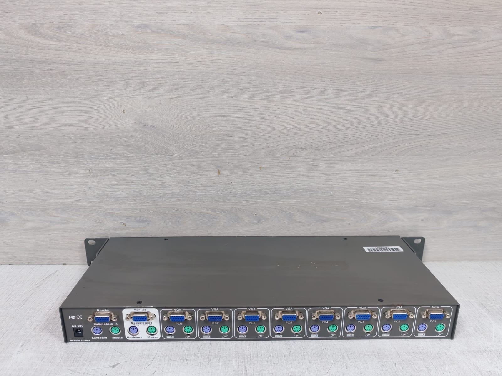 D-Link DKVM-8E D-LINK DKVM-8E 8-Port KVM Switch 8
