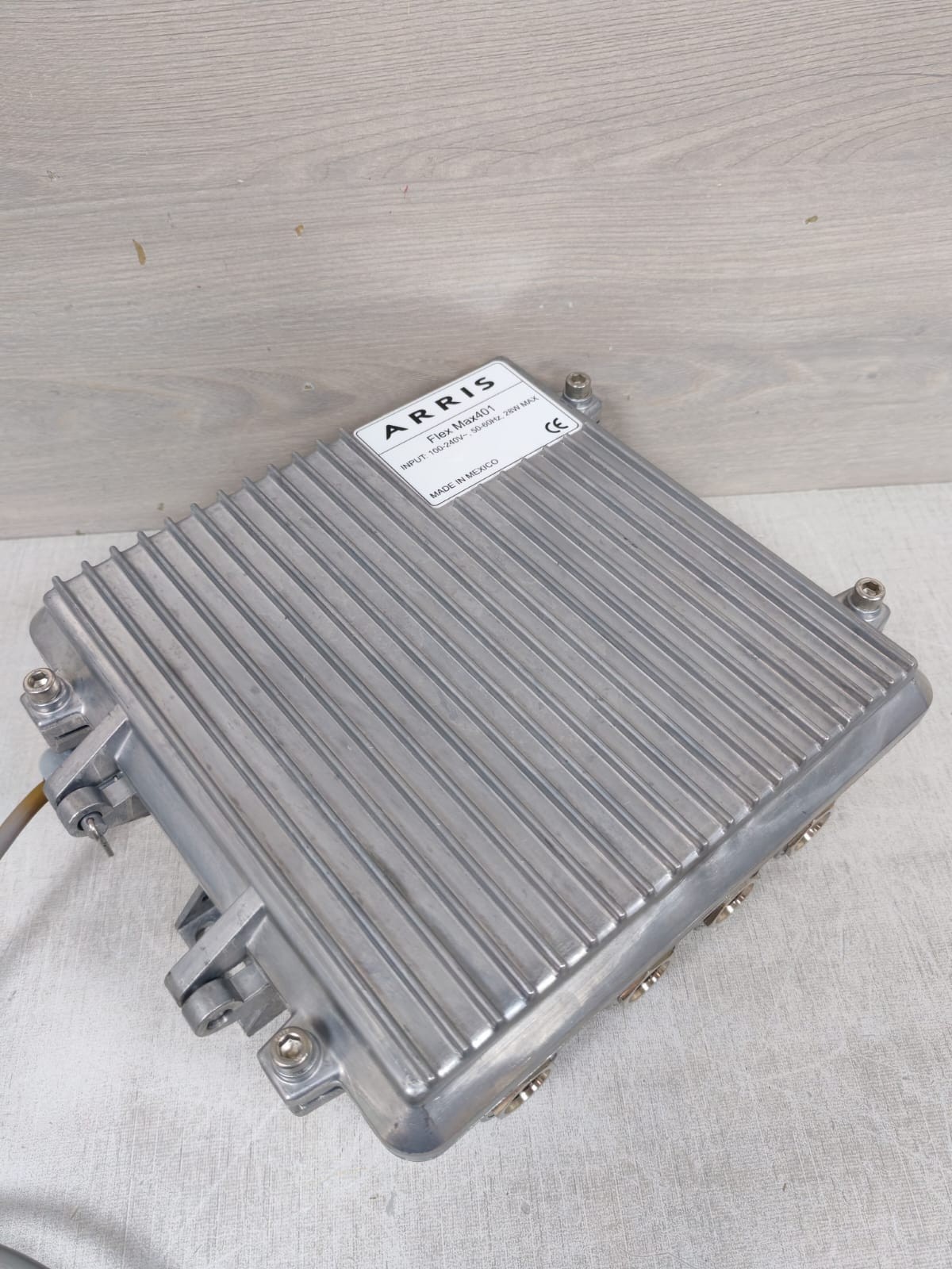 ARRIS FM401M6H-A15E-5NN ARRIS FLEX MAX401 FM401M6H-A15E-5NN HIGH-SPEED MODEM 3