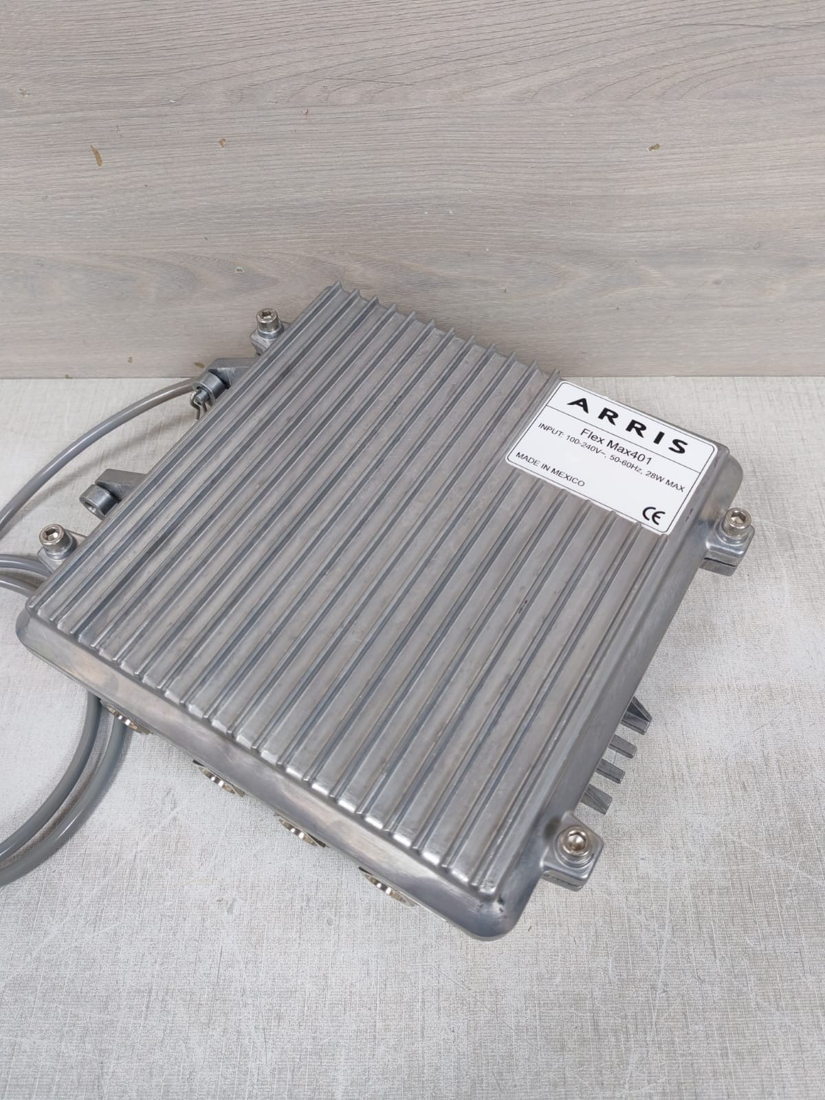ARRIS FM401M6H-A15E-5NN ARRIS FLEX MAX401 FM401M6H-A15E-5NN HIGH-SPEED MODEM 4