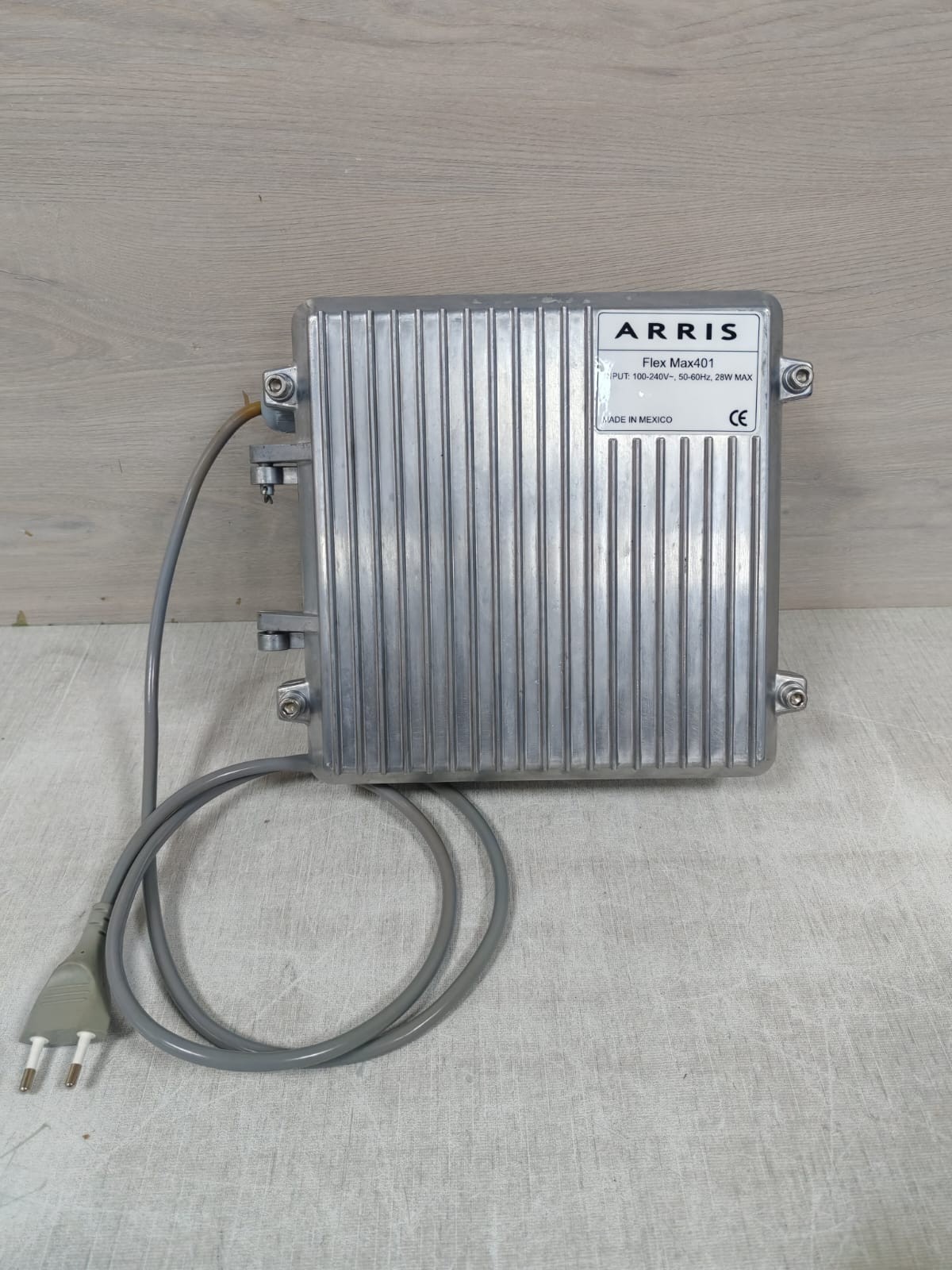 ARRIS FLEX MAX401 FM401M6H-A15E-5NN HIGH-SPEED MODEM