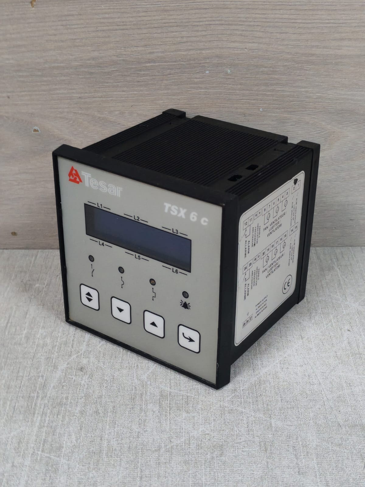 TESAR TSX 6C TESAR TSX 6C MAGNETO-THERMAL PROTECTION DEVICE 6