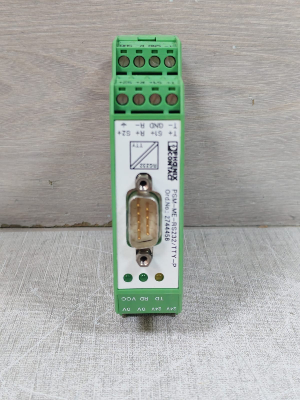 Phoenix Contact 2744458 PHOENIX CONTACT PSM-ME-RS232/TTY-P 2744458 INTERFACE CONVERTER- W/ FILTHY BOX 2