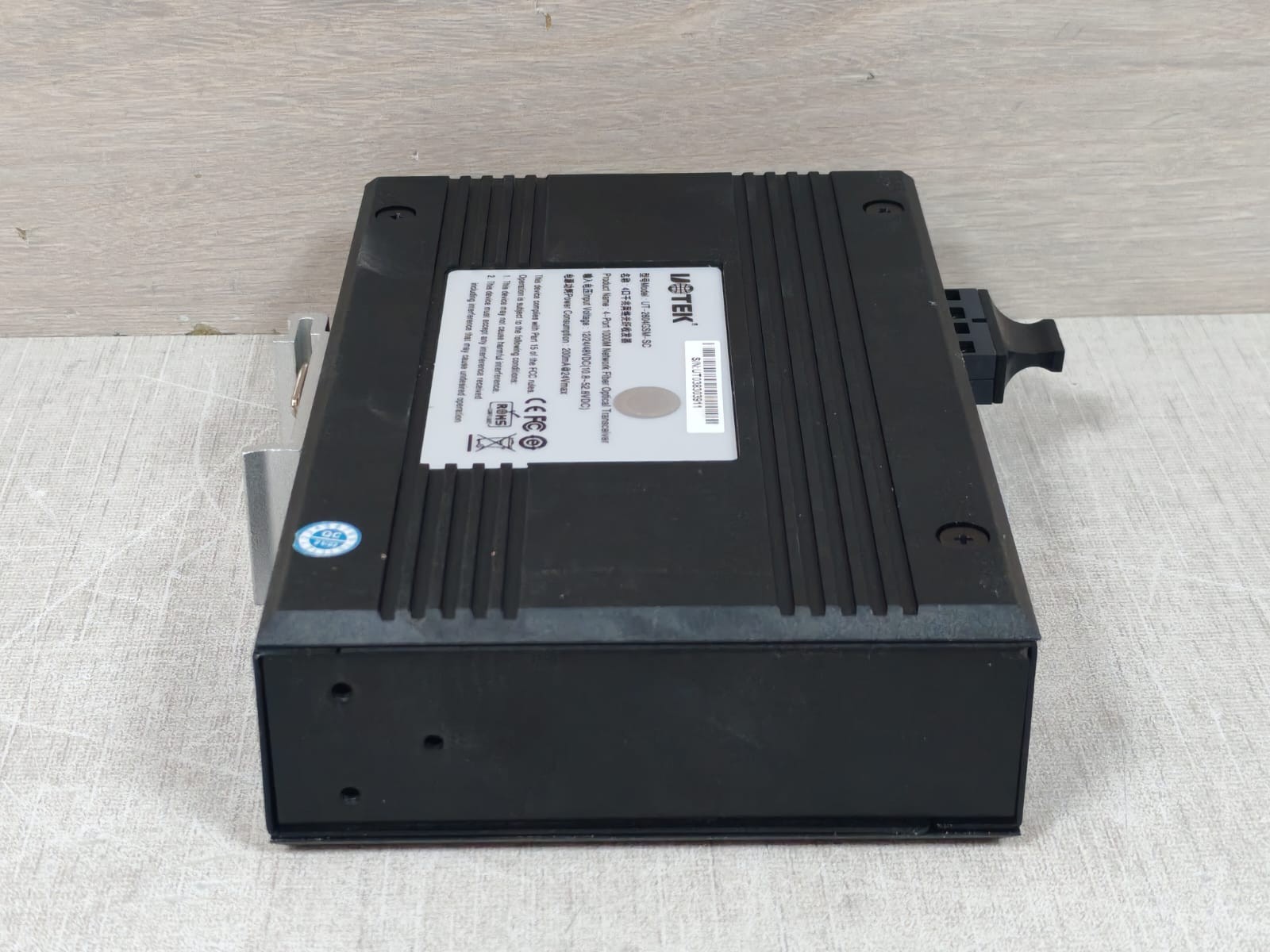 Uotek UT-2604GSM-SC UOTEK UT-2604GSM-SC 4-Port 1000M Network Fiber Optical Transceiver 6