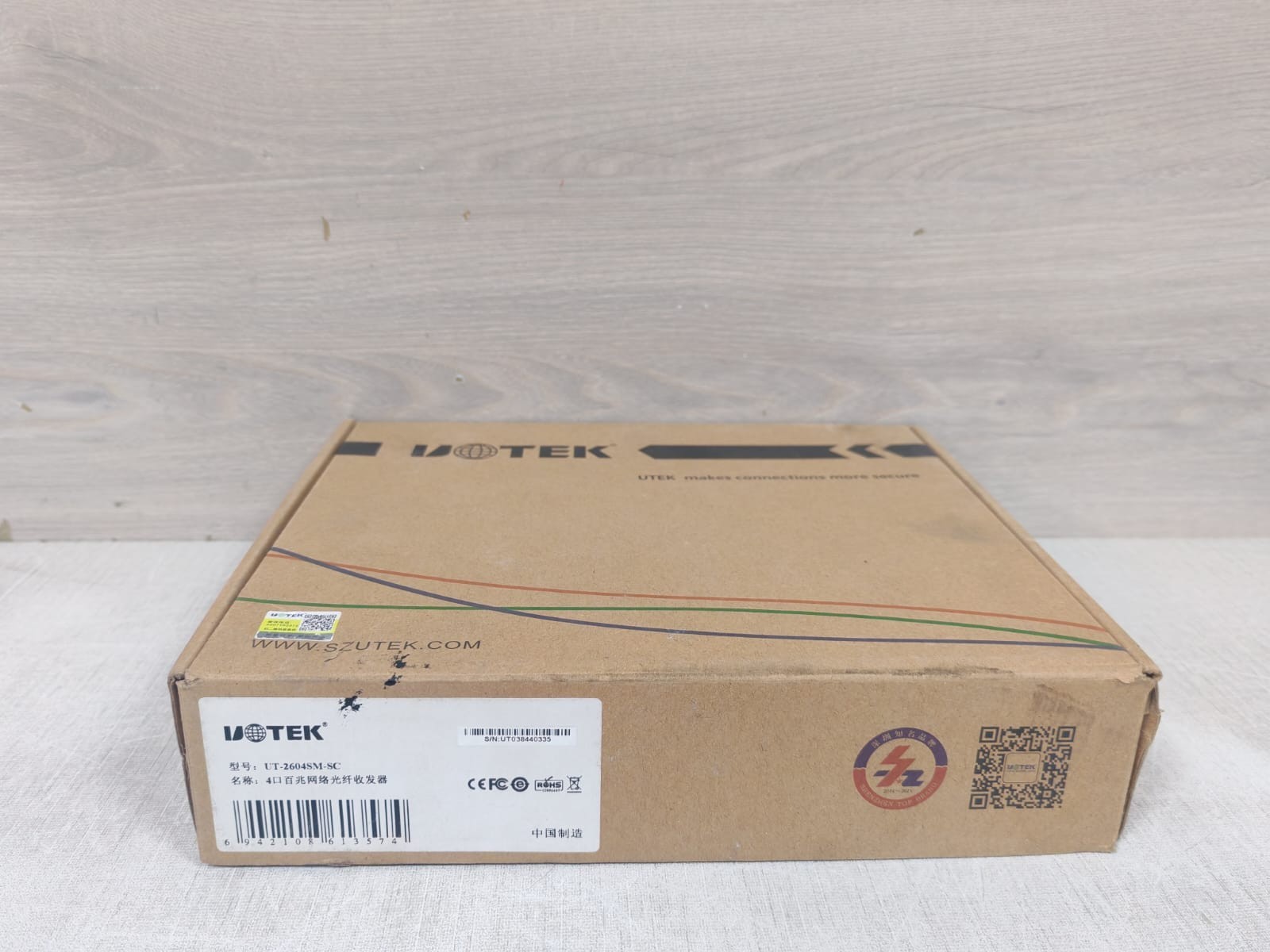 Uotek UT-2604SM-SC UOTEK UT-2604SM-SC 4-Port 100M Network Fiber Optical Transceiver 9