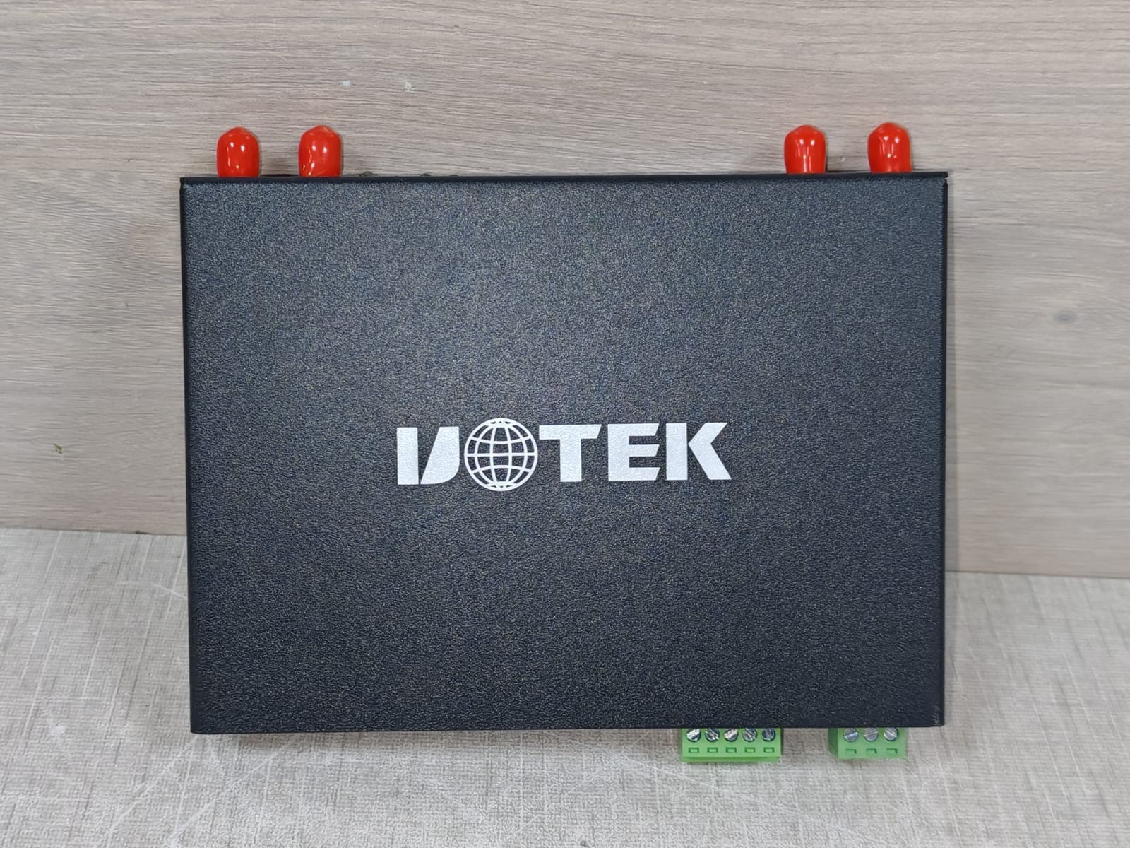 Uotek R9607-FS UOTEK R9607-FS 4G Industrial Router (1WAN+1LAN) 3