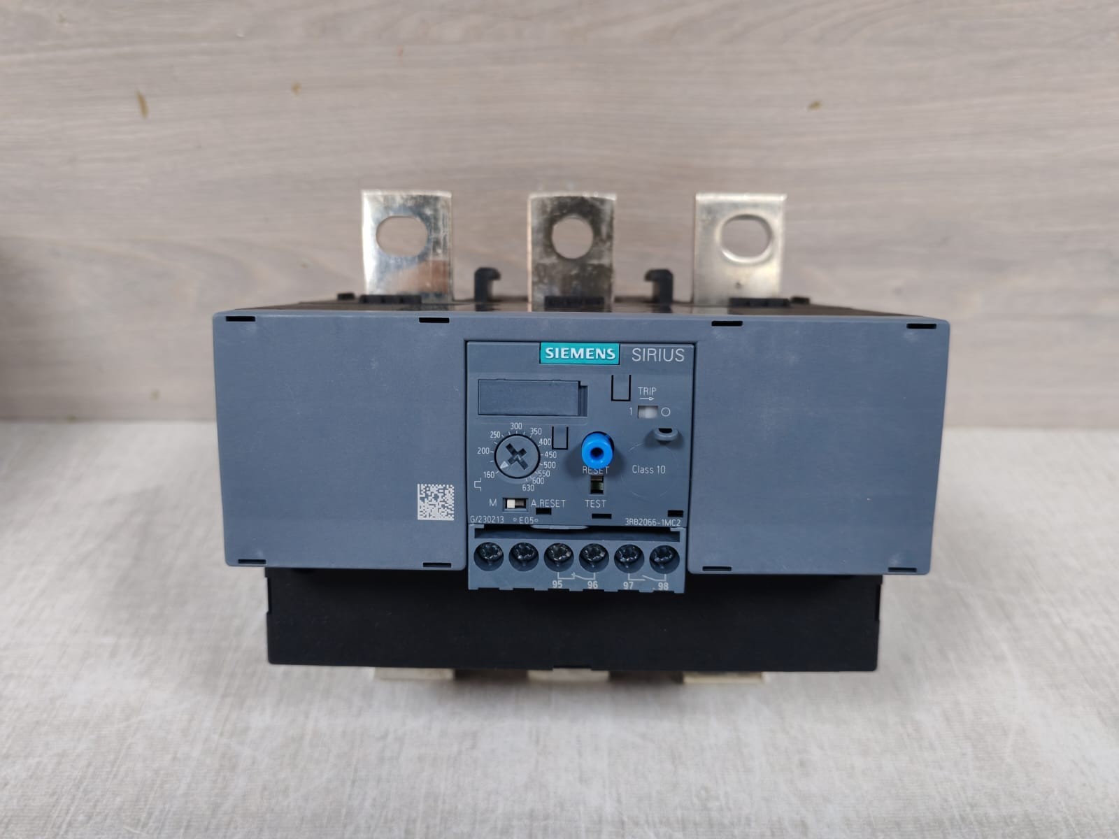 Siemens 3RB2066-1MC2 SIEMENS 3RB2066-1MC2 Sirius Overload Relay 2