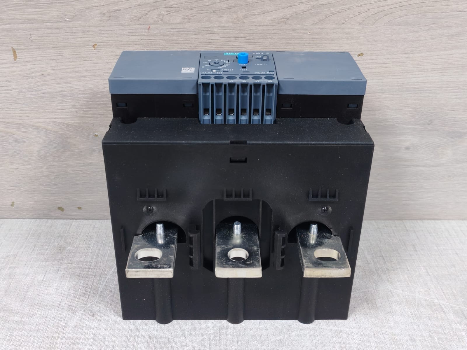 Siemens 3RB2066-1MC2 SIEMENS 3RB2066-1MC2 Sirius Overload Relay 8