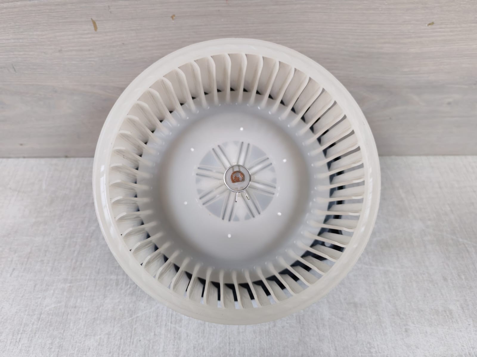 Toyota 87103-60172 87103-60172 TOYOTA Motor Sub-ASSY Fan Heater 9
