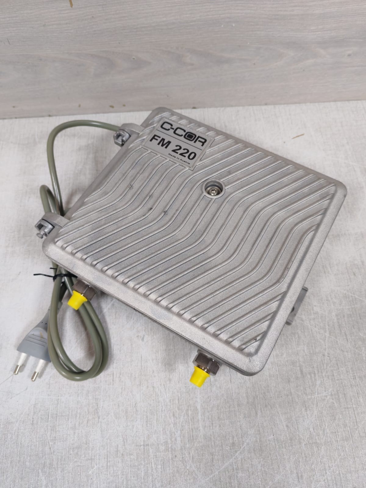 C-COR FM220-PPA2N-FM5-E C-COR FM 220 / FM220-PPA2N-FM5-E 90-250V POWER SUPPLY 4