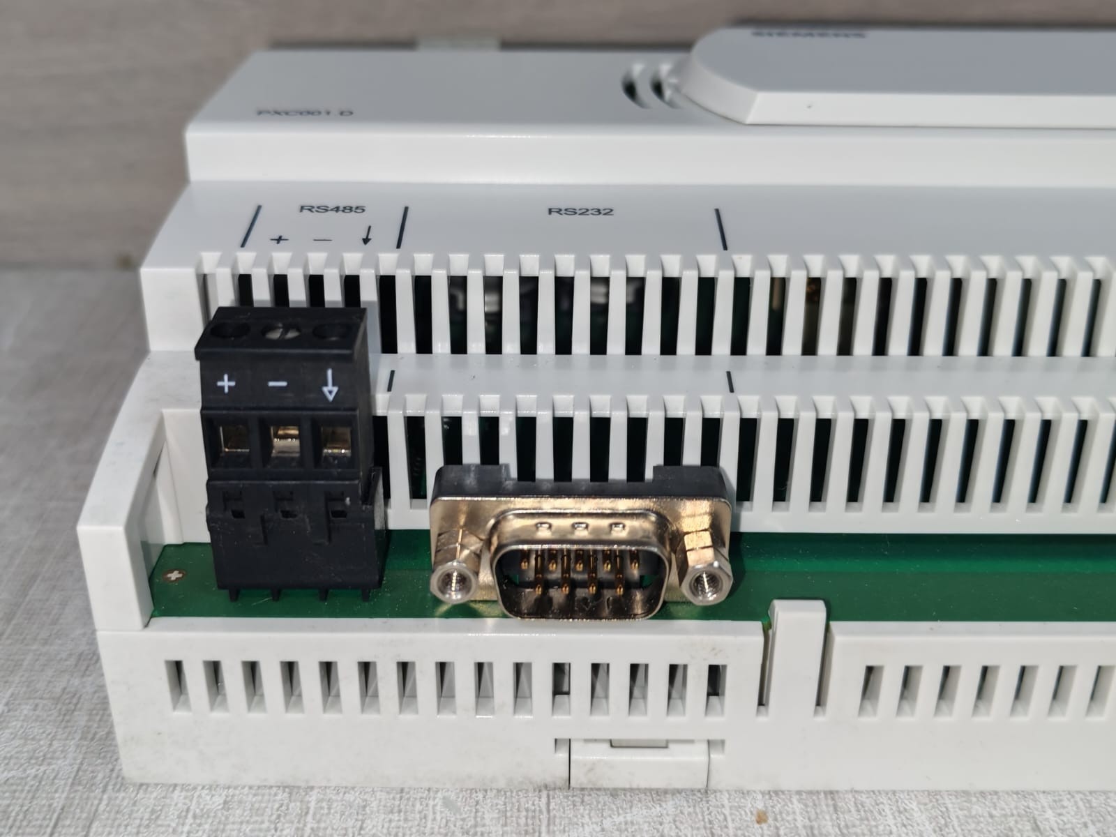 Siemens PXC001.D Siemens PXC001.D System Controller 7