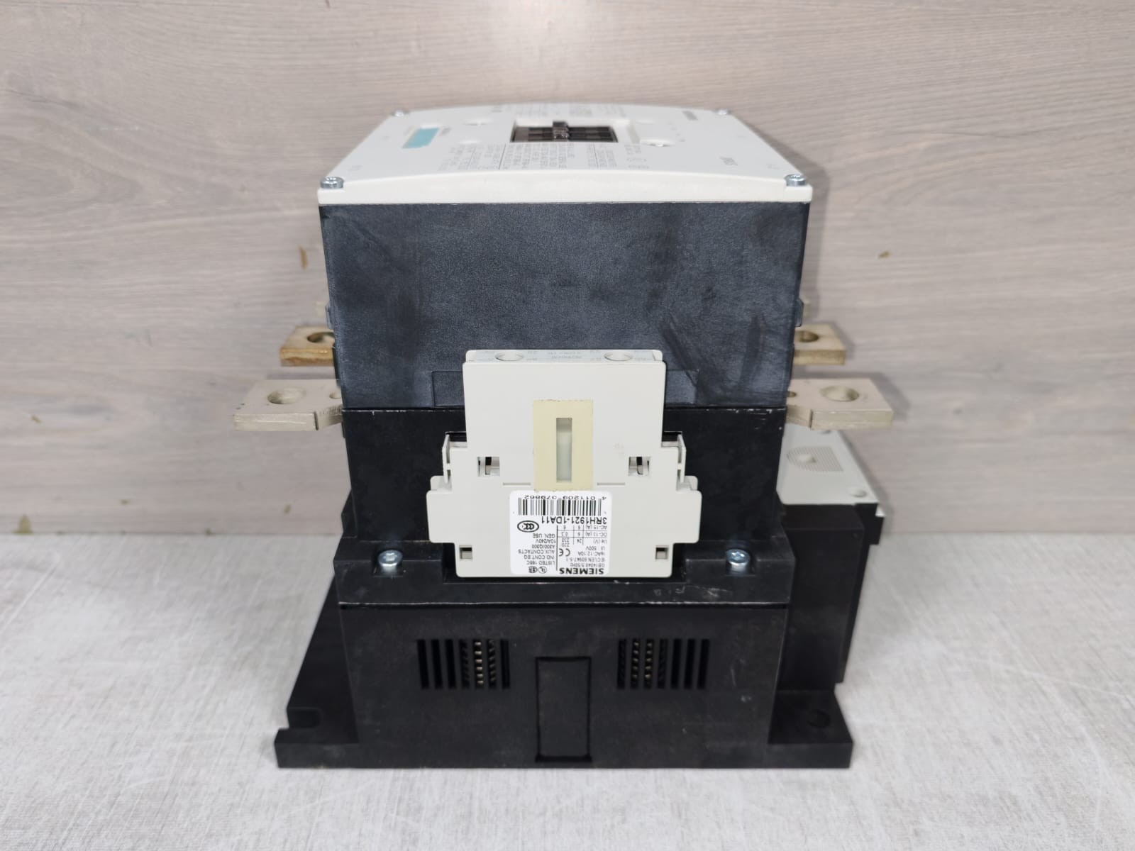 Siemens 3RT1064-6AP36 SIEMENS 3RT1064-6AP36 SIRIUS Motor Starters-Contactors 8