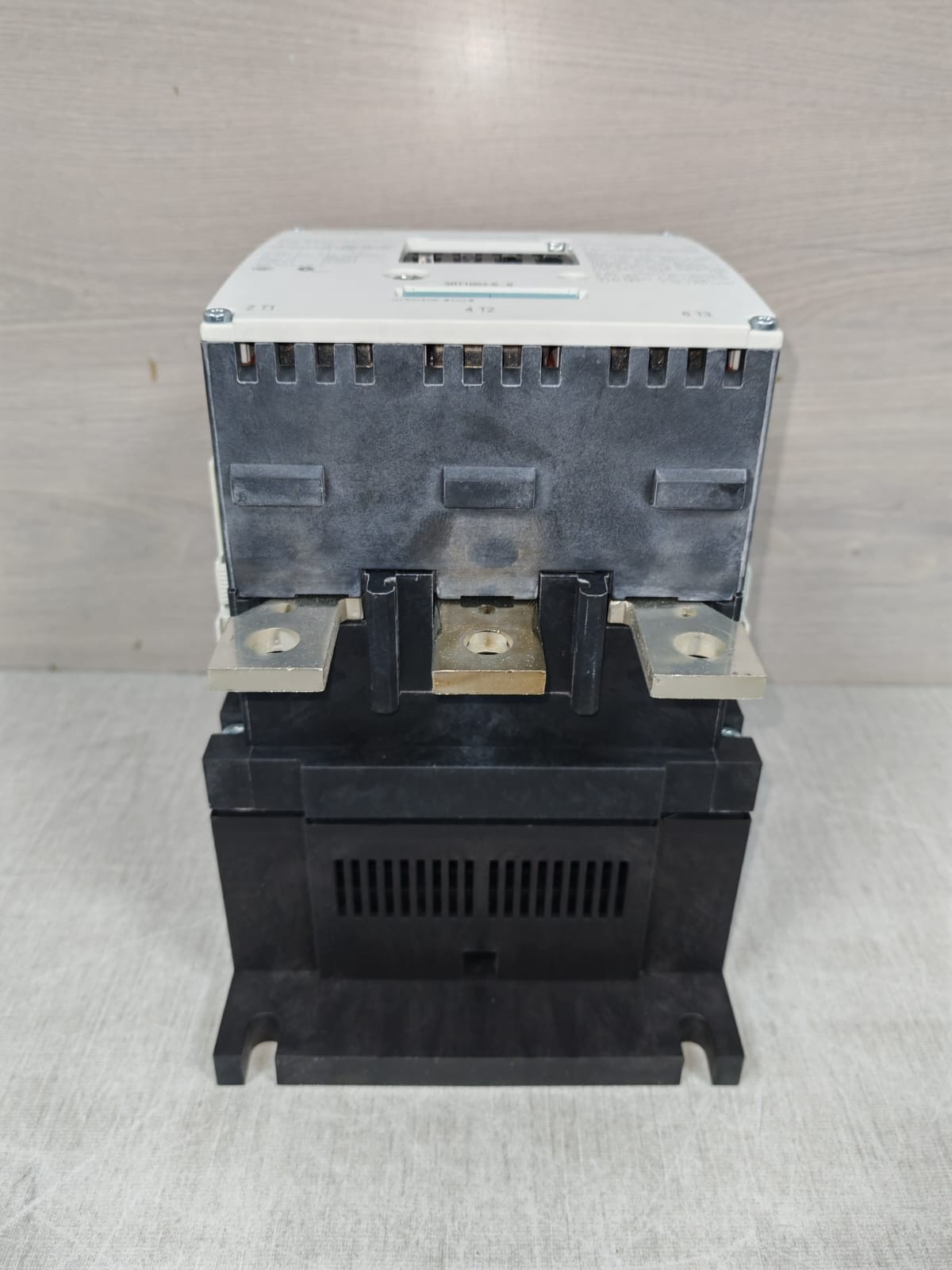 Siemens 3RT1064-6AP36 SIEMENS 3RT1064-6AP36 SIRIUS Motor Starters-Contactors 10