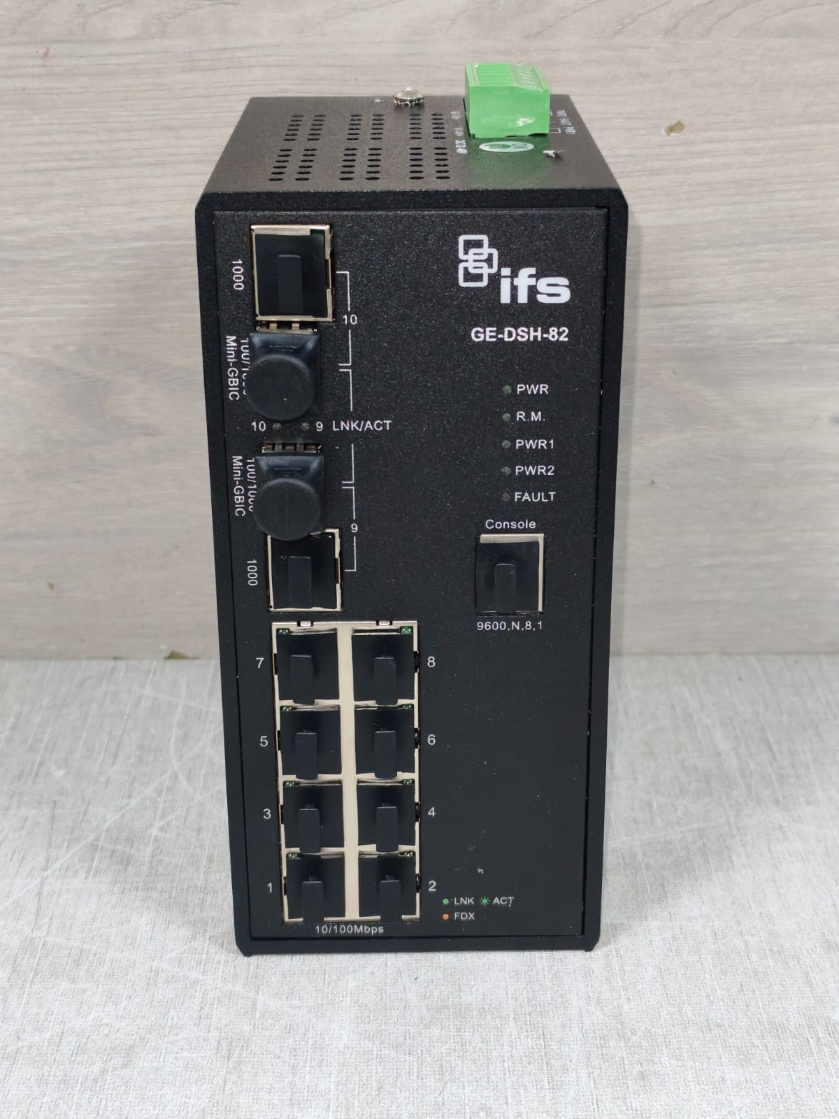 GE DSH-82 INTERLOGIX IFS GE-DSH-82 MANAGED ETHERNET SWITCH 2