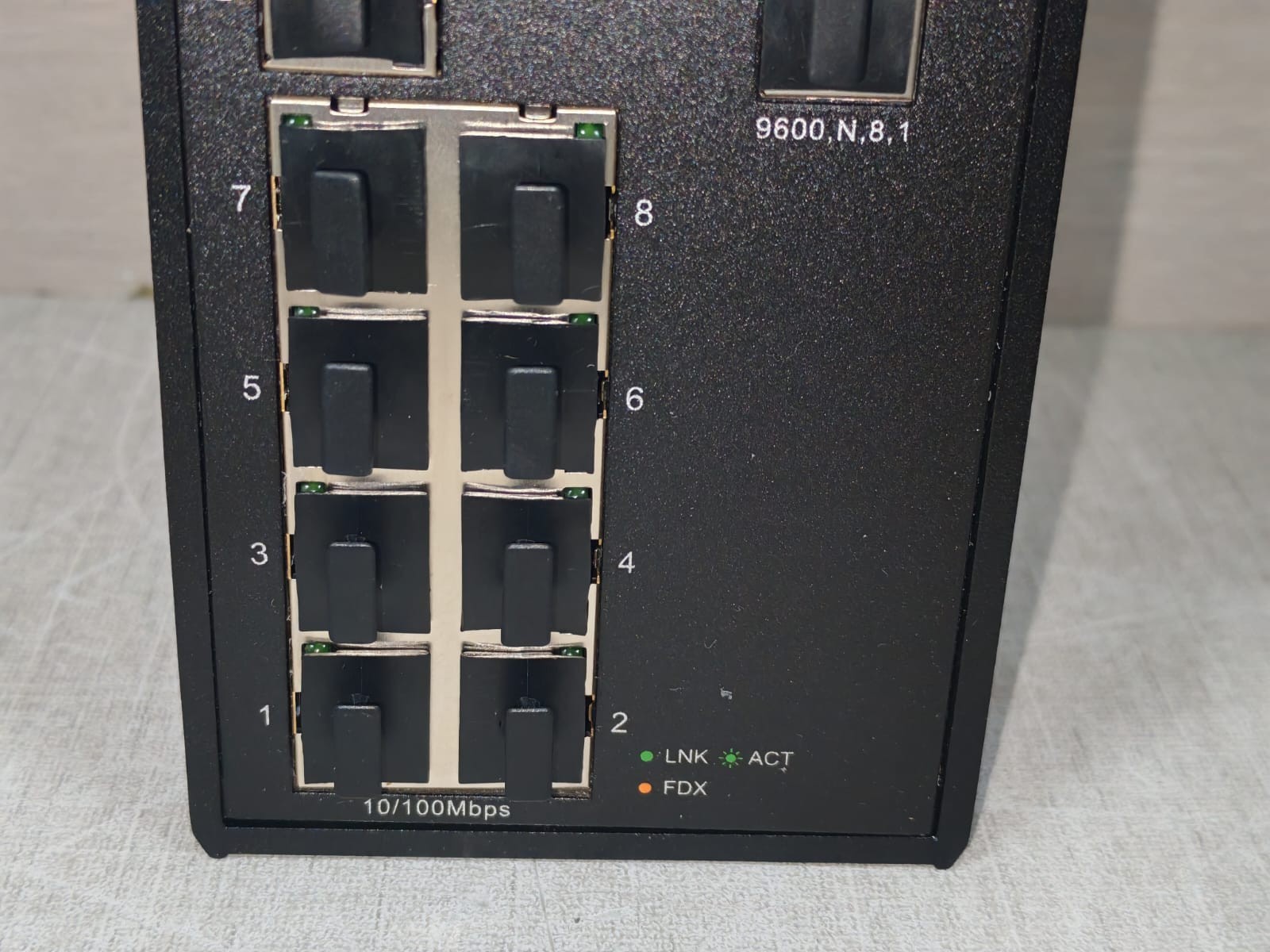 GE DSH-82 INTERLOGIX IFS GE-DSH-82 MANAGED ETHERNET SWITCH 4