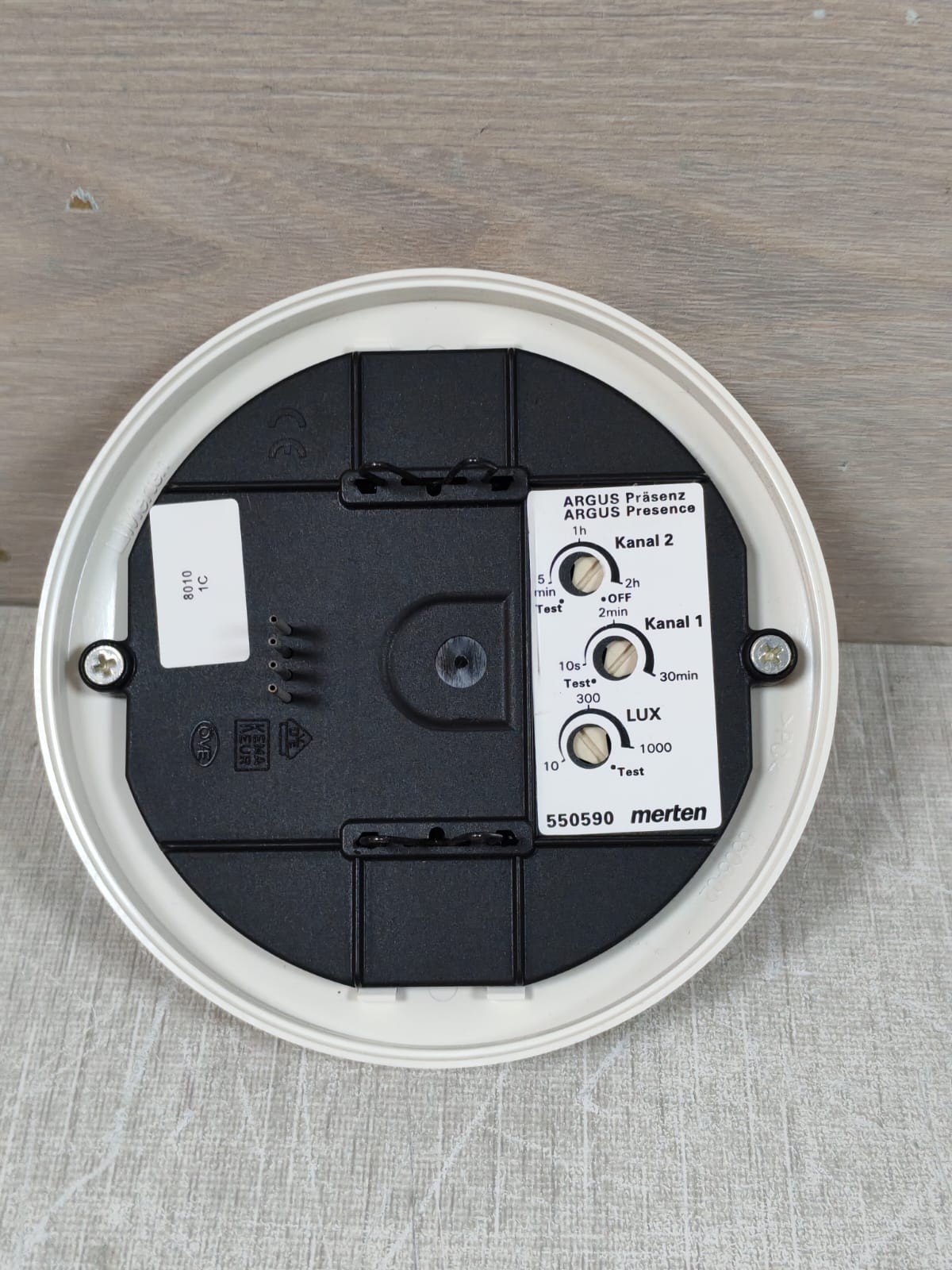 Merten ARGUS-550590 MERTEN ARGUS 550590 PRESENCE DETECTOR POLAR WHITE 8