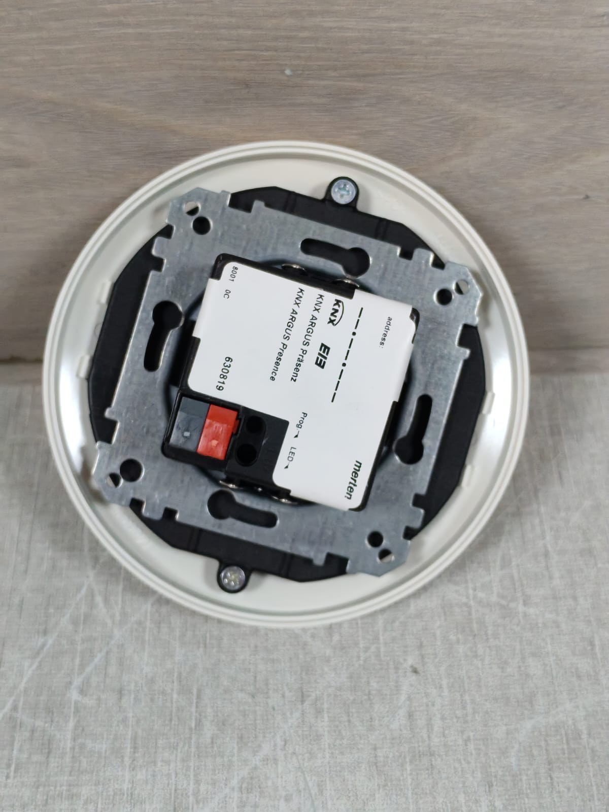 Merten 630819 MERTEN 630819 KNX ARGUS PRESENCE DETECTOR POLAR WHITE 6