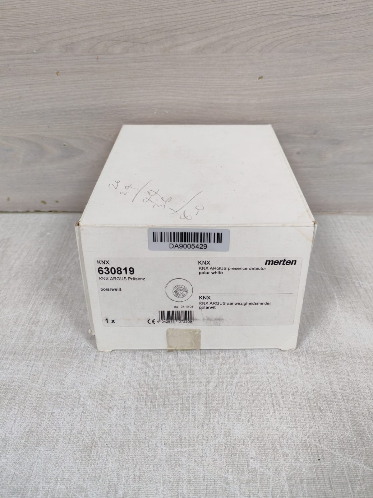 Merten 630819 MERTEN 630819 KNX ARGUS PRESENCE DETECTOR POLAR WHITE 7