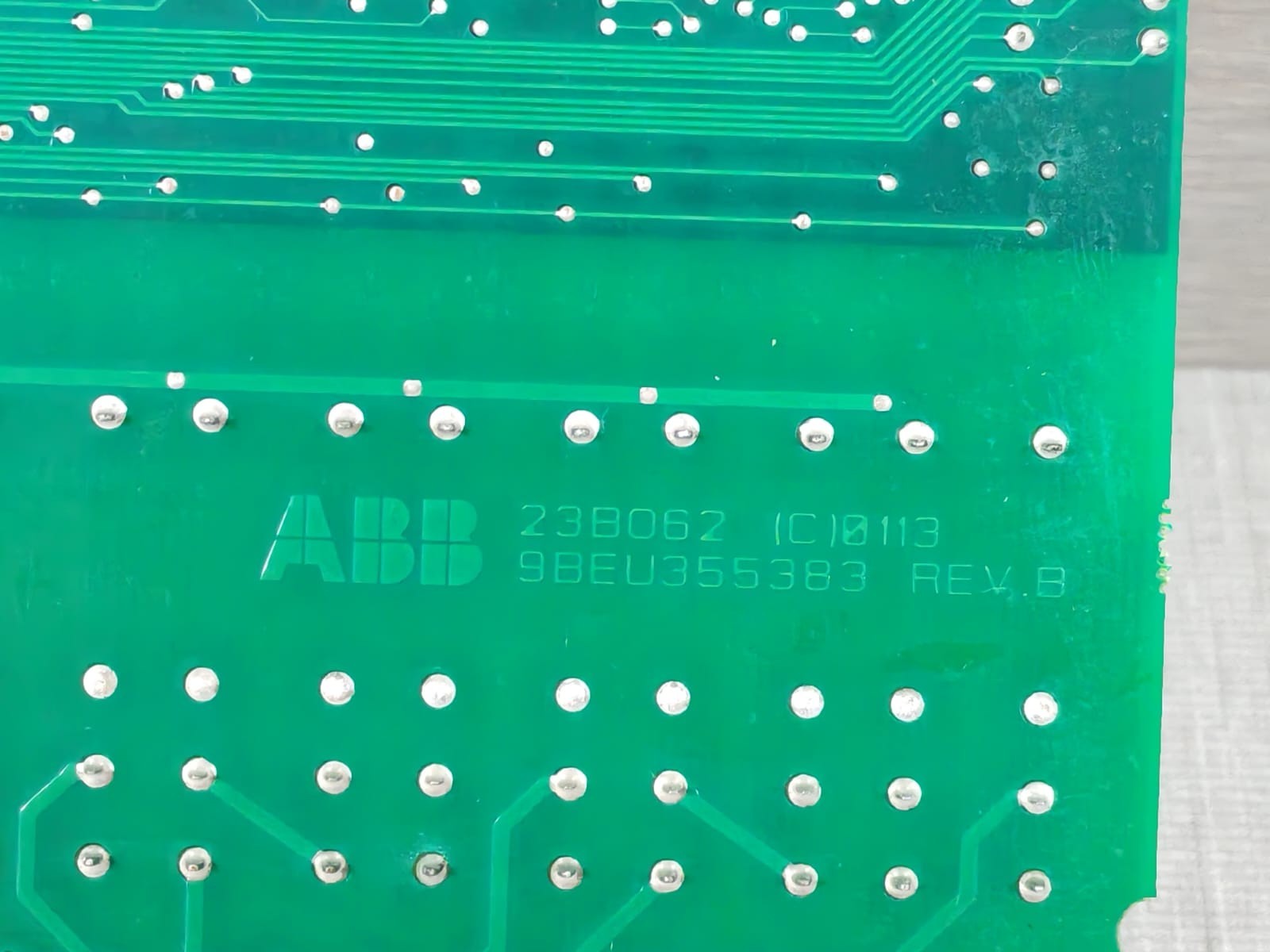 ABB 1KGT014600R0001 ABB 1KGT014600R0001 8-Binary Output Relay Board 23BO62 9